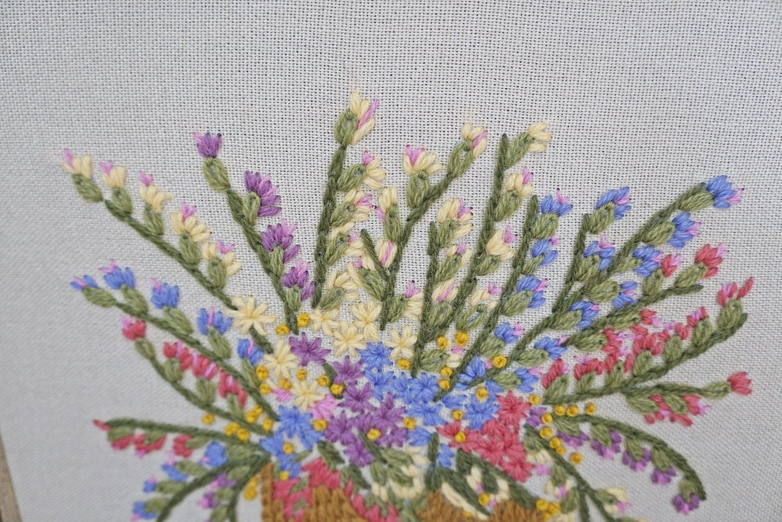 Needlepoint Bouquet Wall Art-closiTherapi | vinTage