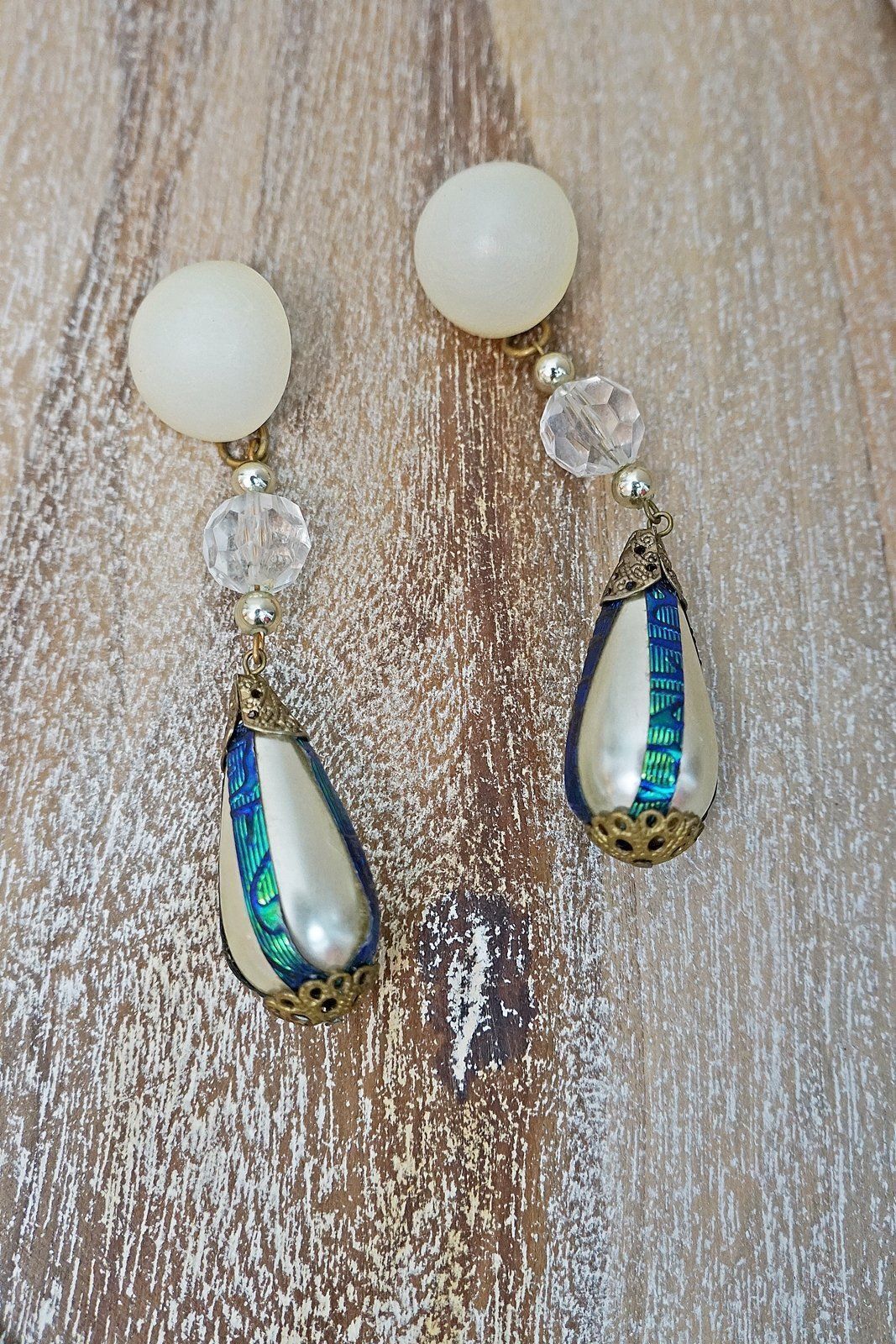 Pearl Teardrop Earrings-closiTherapi | vinTage