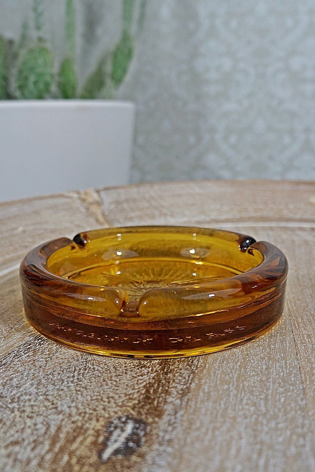 Phoenix Glass Amber Ashtray-closiTherapi | vinTage