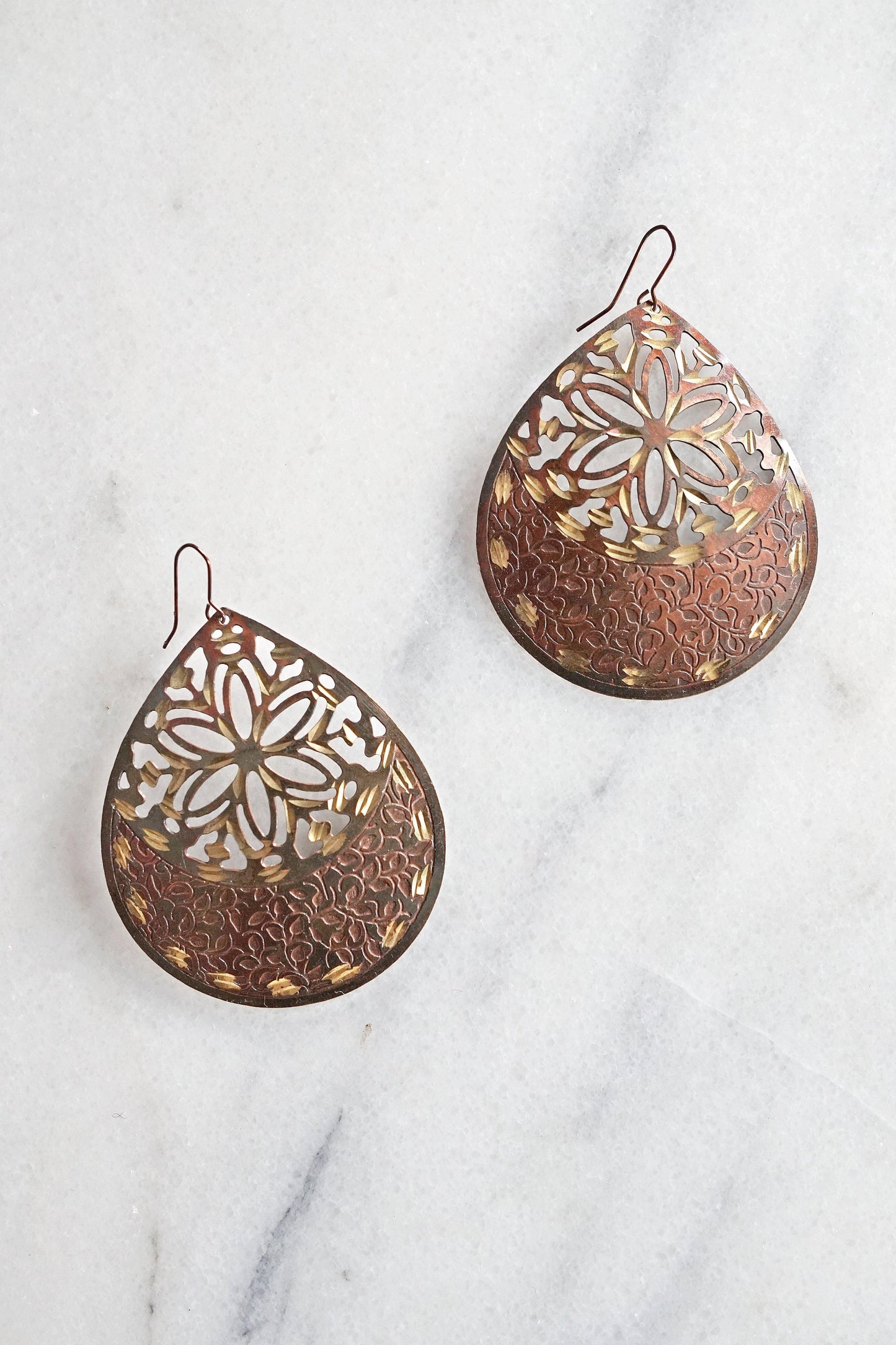 Teardrop Antique Bronze Metal Earrings-closiTherapi | vinTage