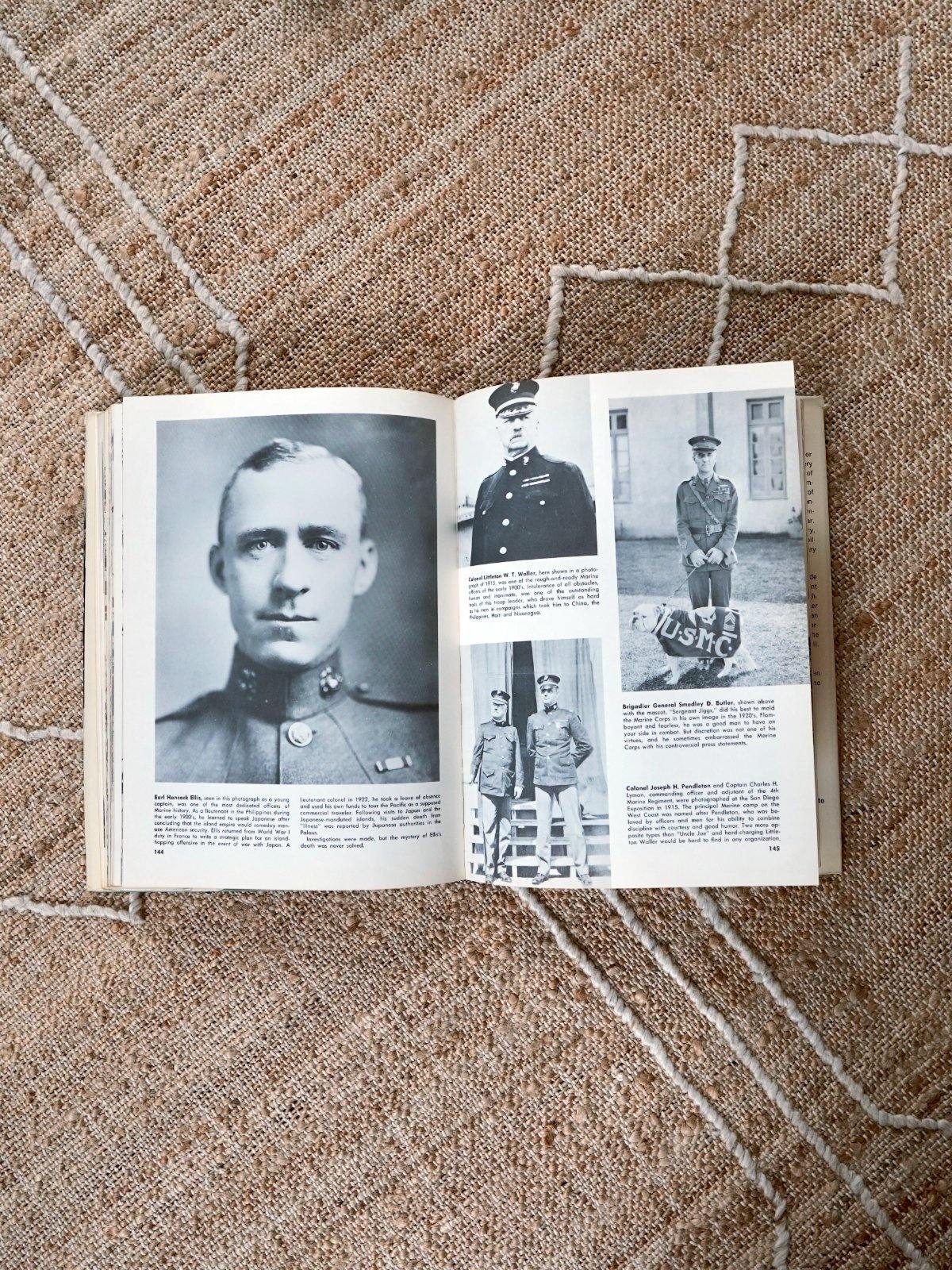 Vintage 1959 The United States Marines Book-closiTherapi | vinTage