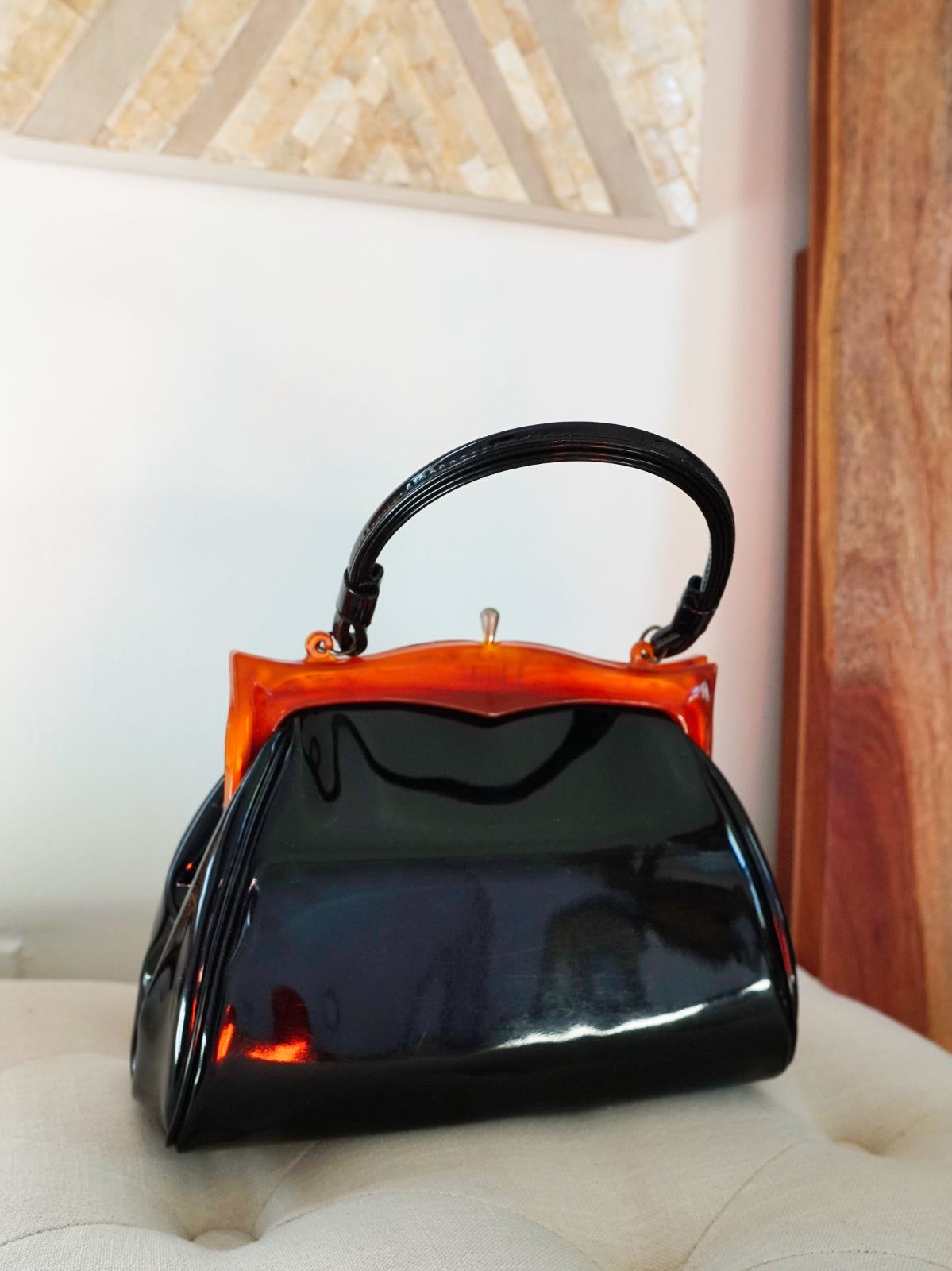 Vintage 50's Black Patent Tortoise Bakelite Bag-closiTherapi | vinTage