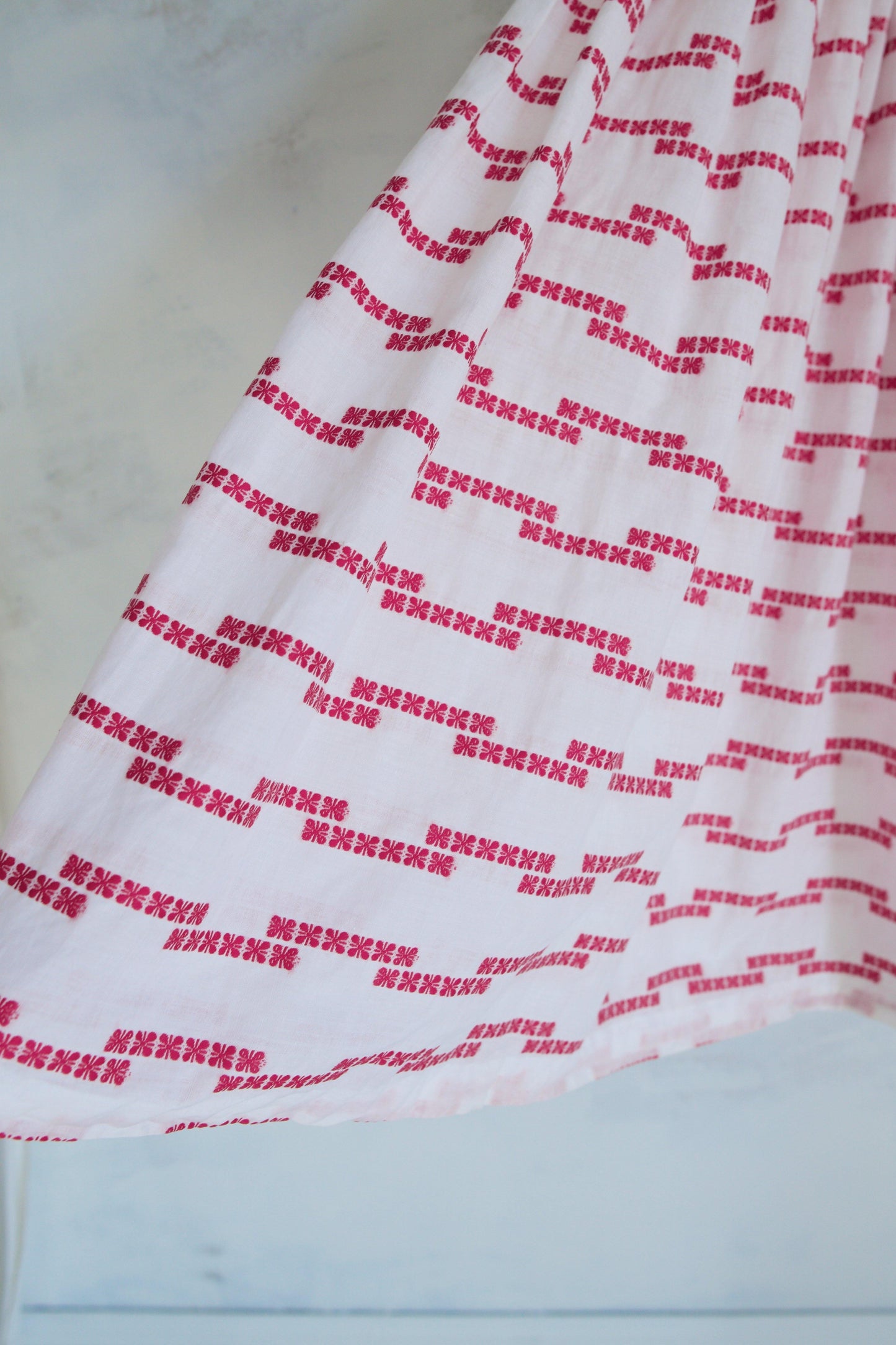 Vintage 50's Cotton Embroidered Day Dress-closiTherapi | vinTage