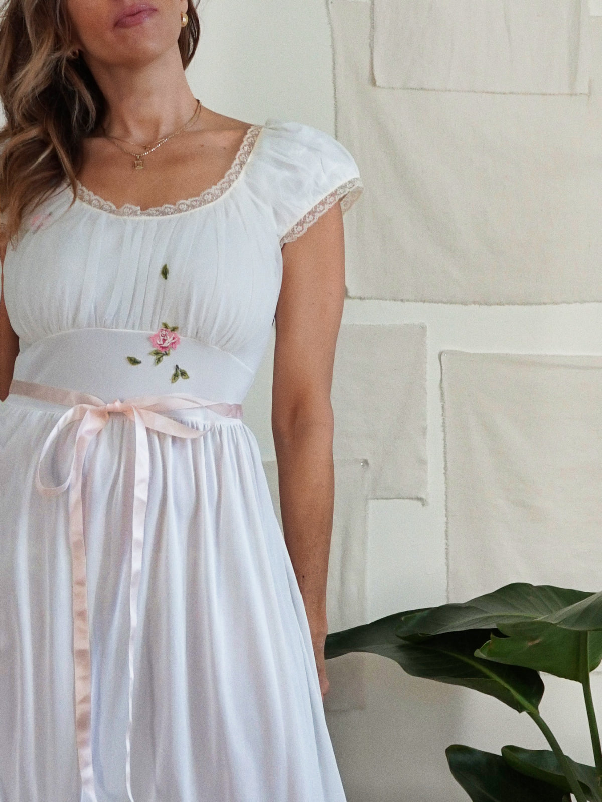 Vintage 50's White Floral Peignoir Set-closiTherapi | vinTage