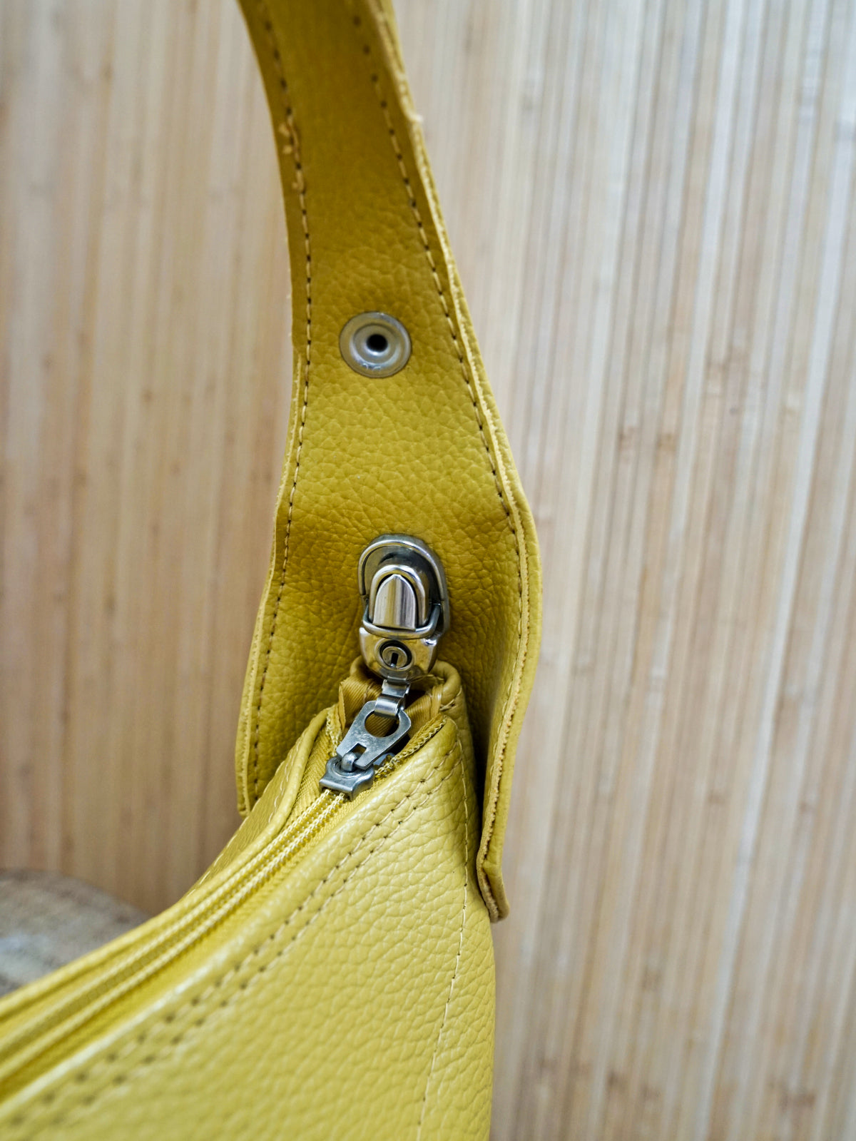 Vintage 60's Turmeric Travel Tote-closiTherapi | vinTage