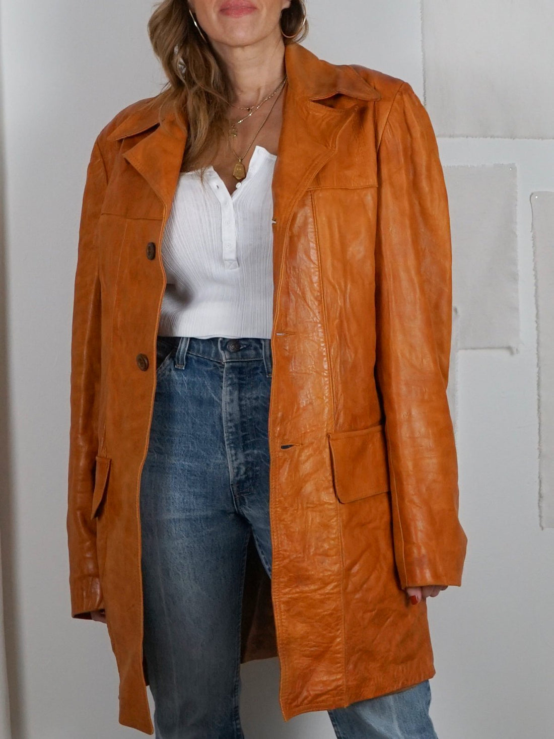 Vintage 70's Caramel Leather Coat-closiTherapi | vinTage