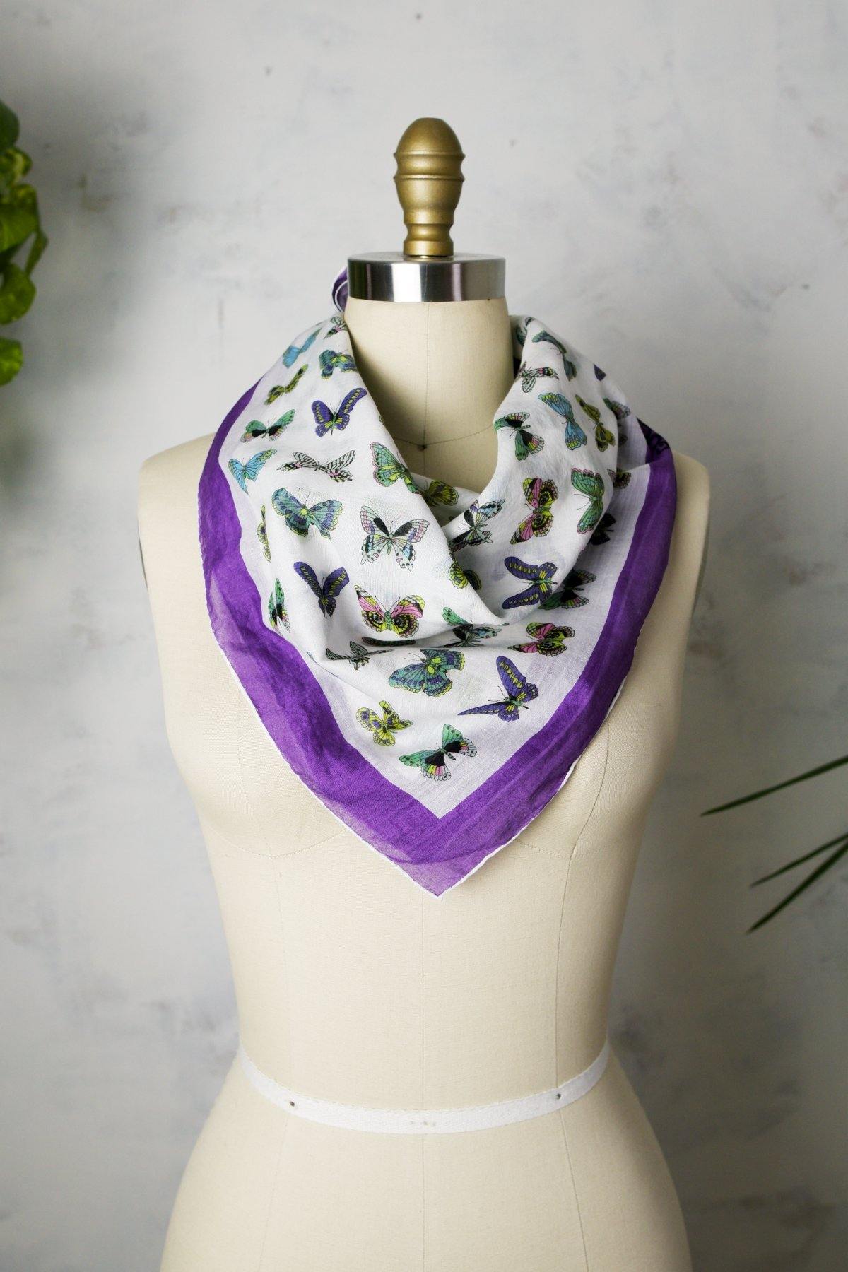 Vintage 70's Gucci Butterfly Scarf-closiTherapi | vinTage