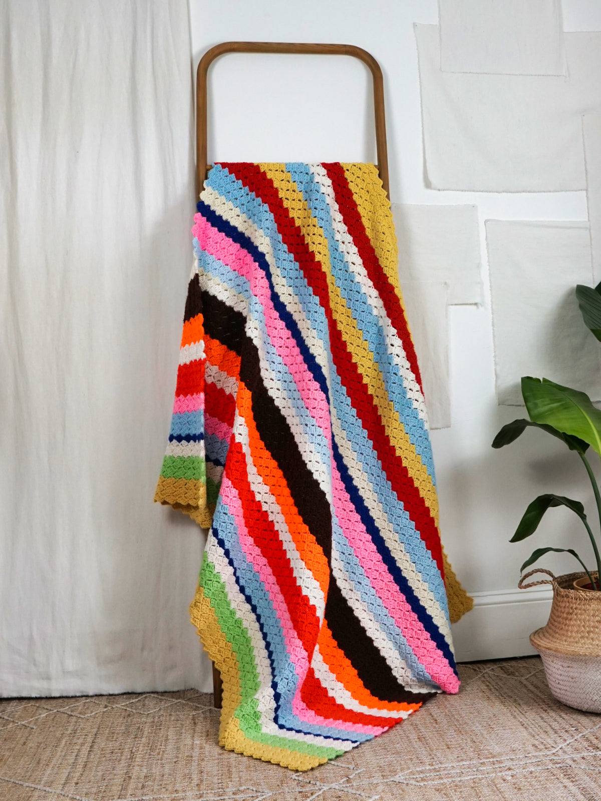 Vintage 70's Rainbow Stripe Blanket-closiTherapi | vinTage