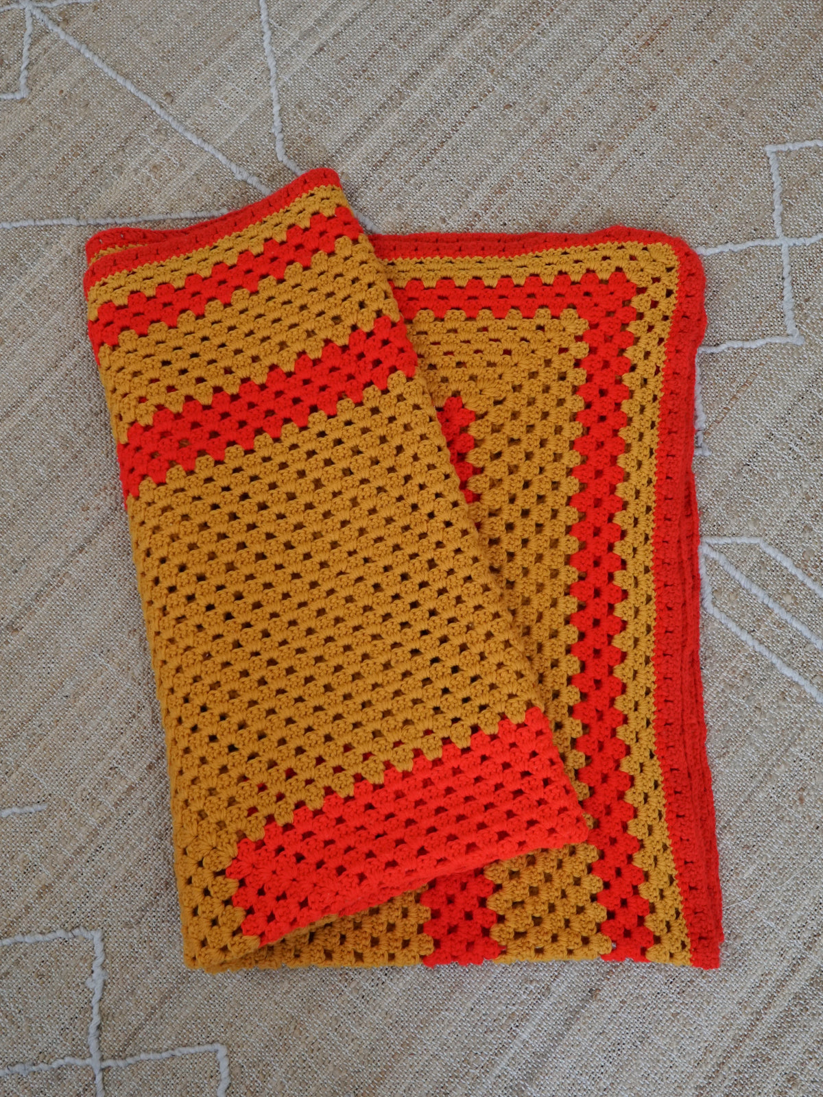Vintage 70's Turmeric Crochet Blanket-closiTherapi | vinTage