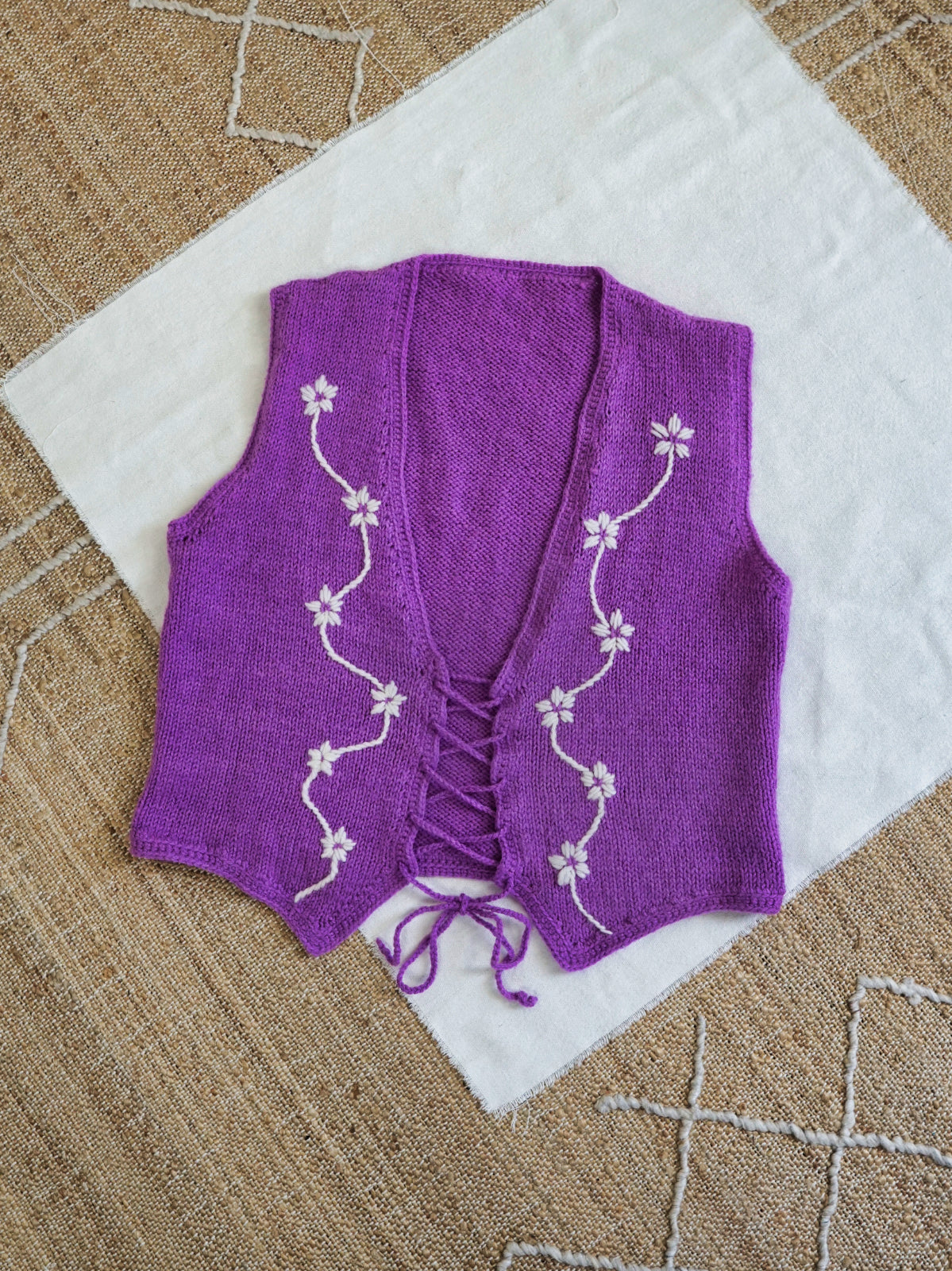Vintage 70's Violet Floral Corset Vest-closiTherapi | vinTage