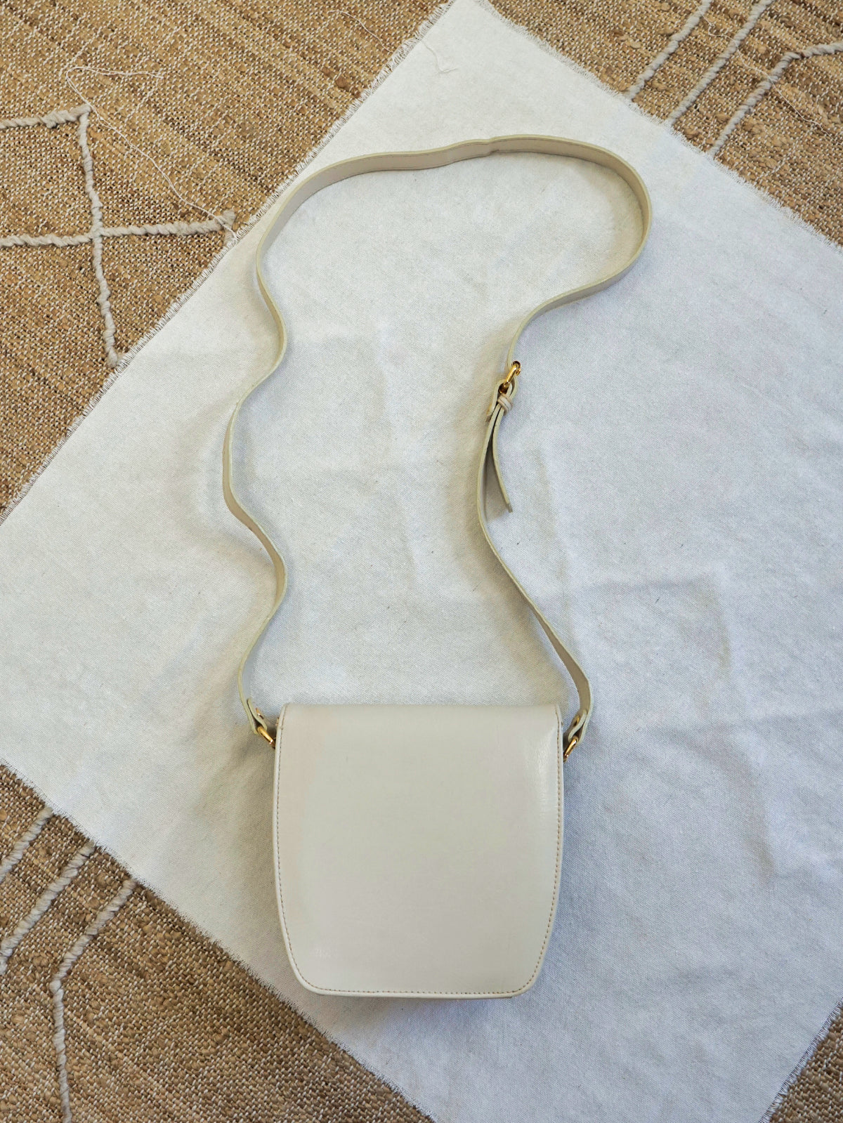 Vintage 80's Alligator Closure Ivory Leather Bag-closiTherapi | vinTage
