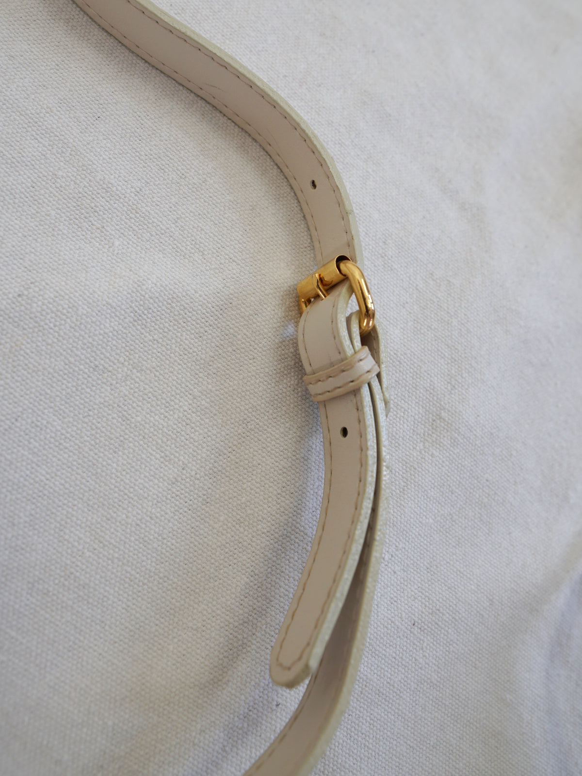 Vintage 80's Alligator Closure Ivory Leather Bag-closiTherapi | vinTage