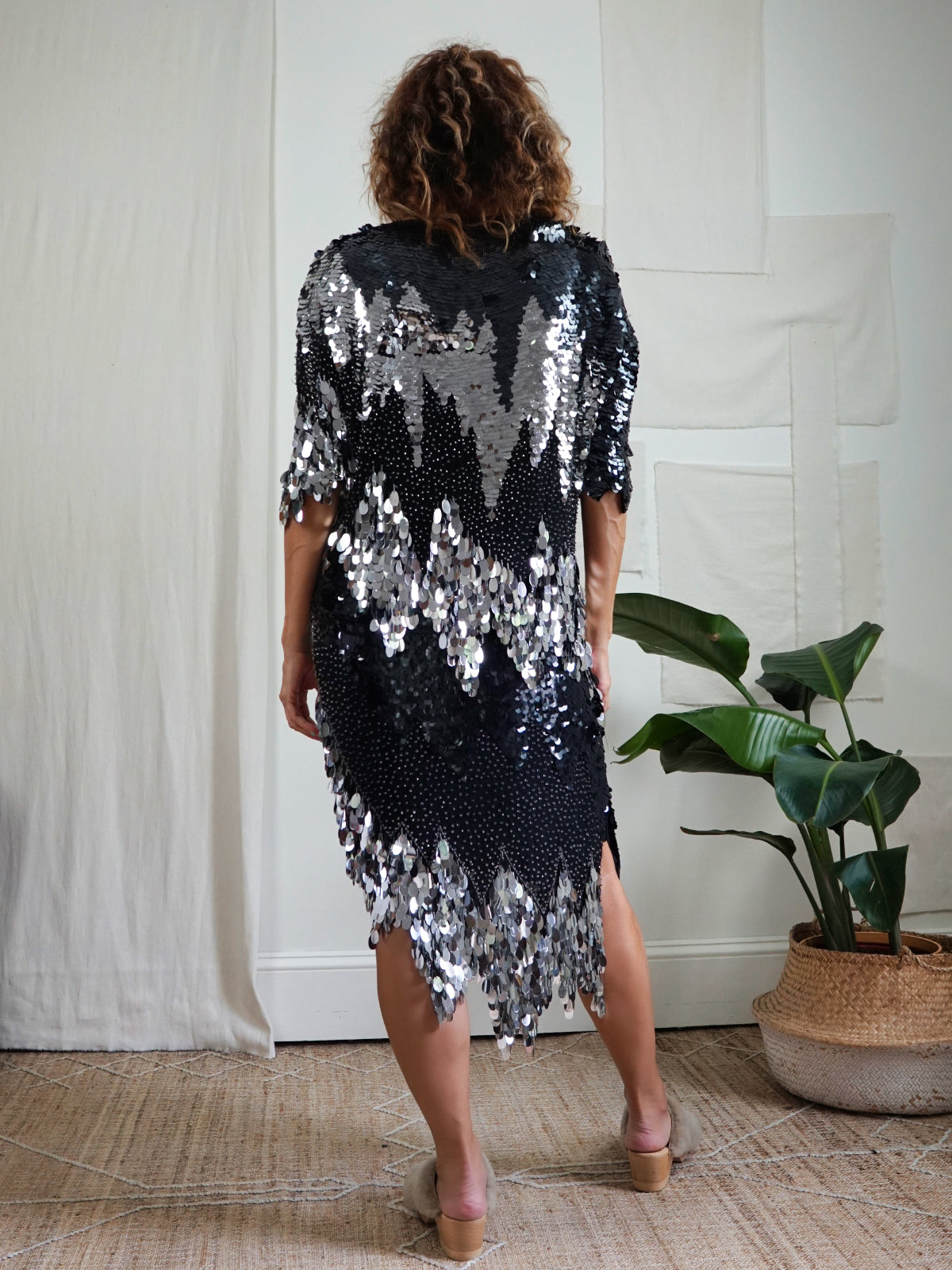 Vintage 80's Black Silk Silver Sequin Dress-closiTherapi | vinTage