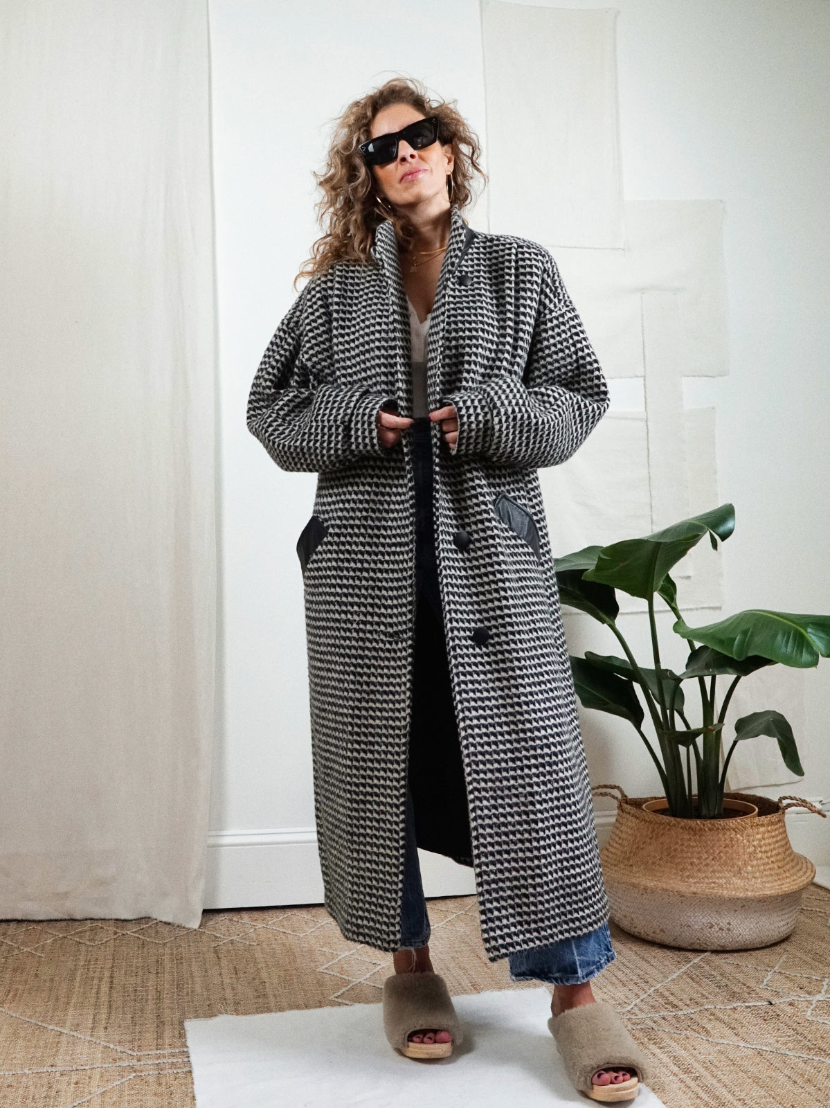 Vintage 80's Houndstooth Leather Wool Coat-closiTherapi | vinTage