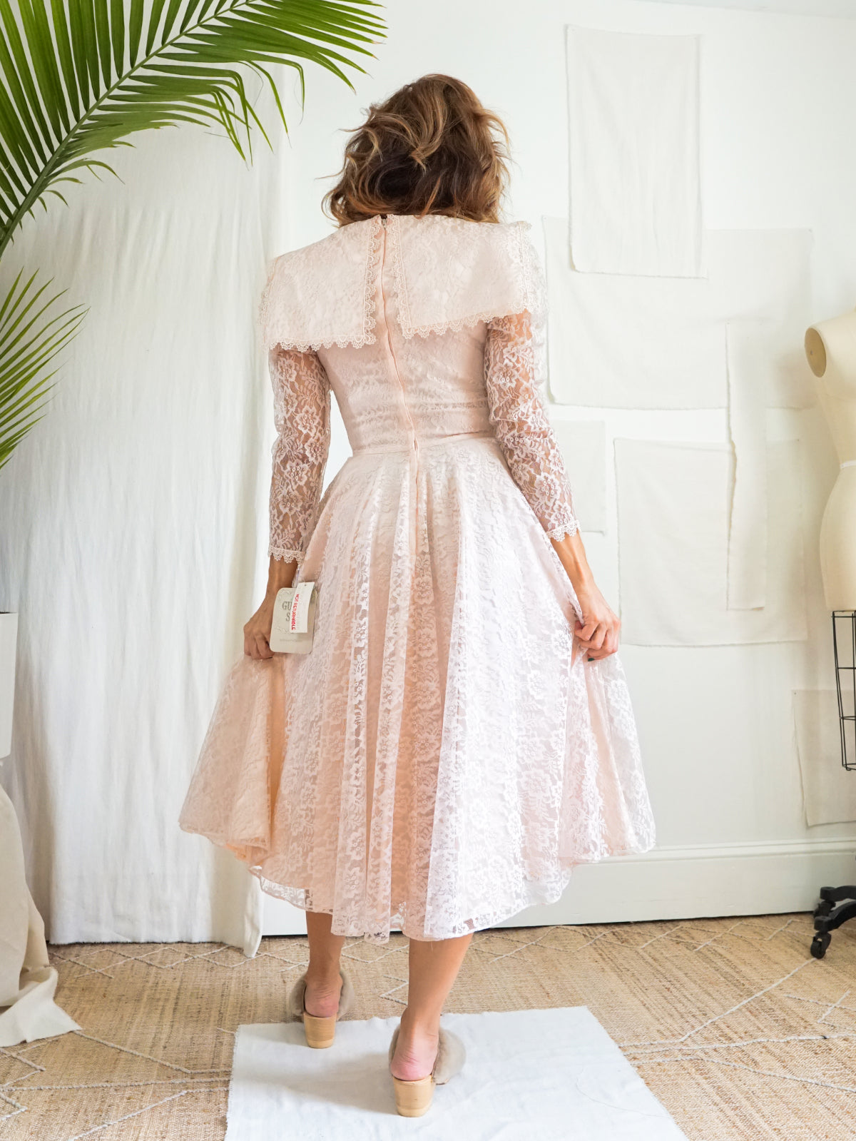Vintage 80's Pink Lace Gunne Sax Dress-closiTherapi | vinTage