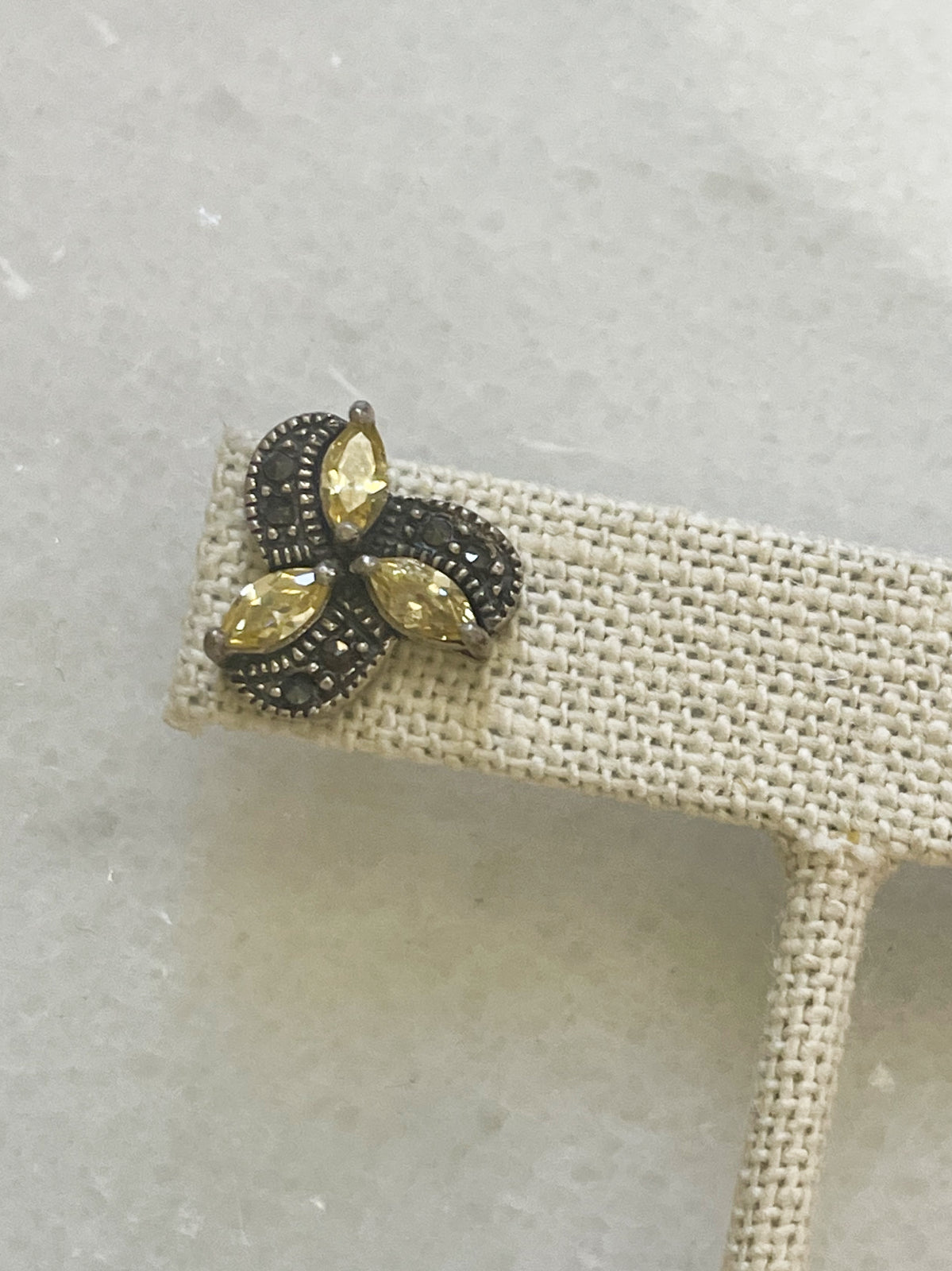 Vintage 80's Silver Citrine Pinwheel Earrings-closiTherapi | vinTage