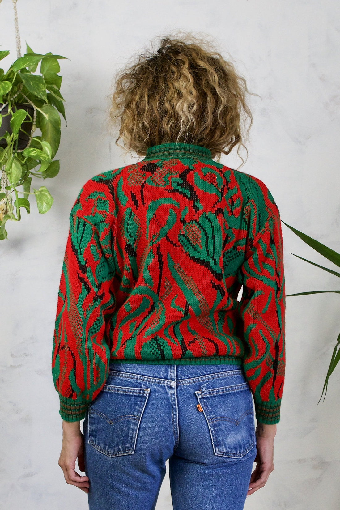 Vintage Abstract Artsy Mock Neck Sweater-closiTherapi | vinTage
