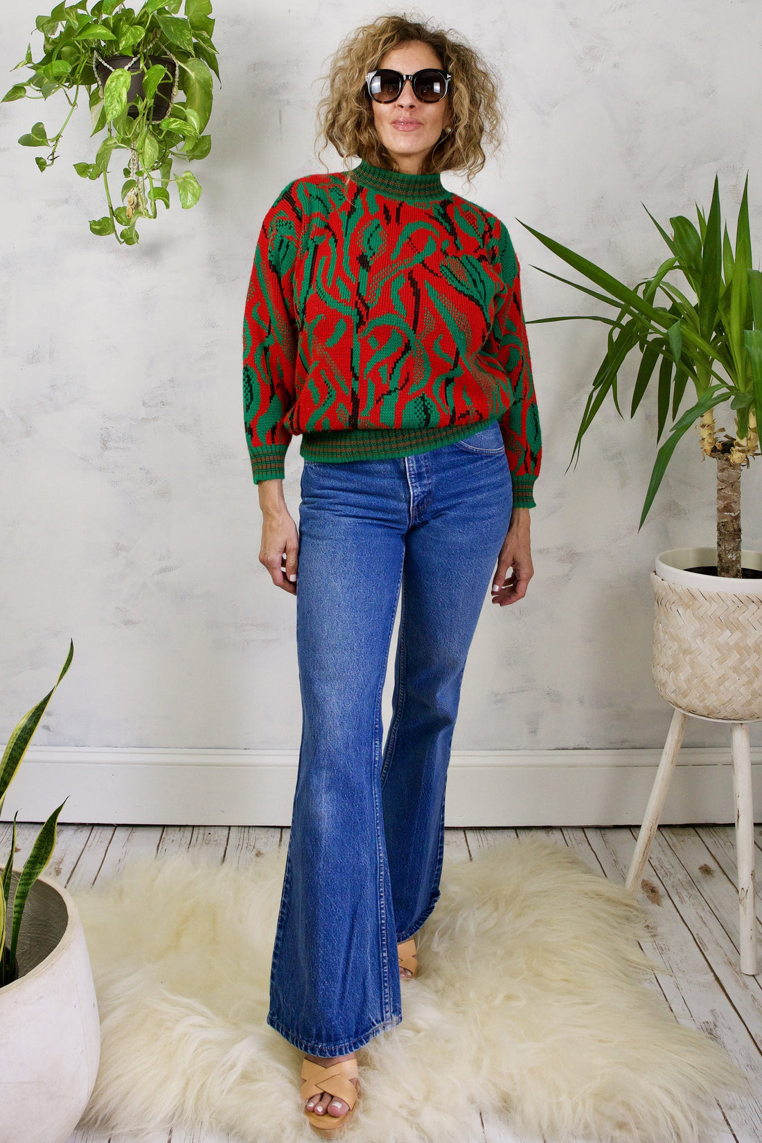 Vintage Abstract Artsy Mock Neck Sweater-closiTherapi | vinTage