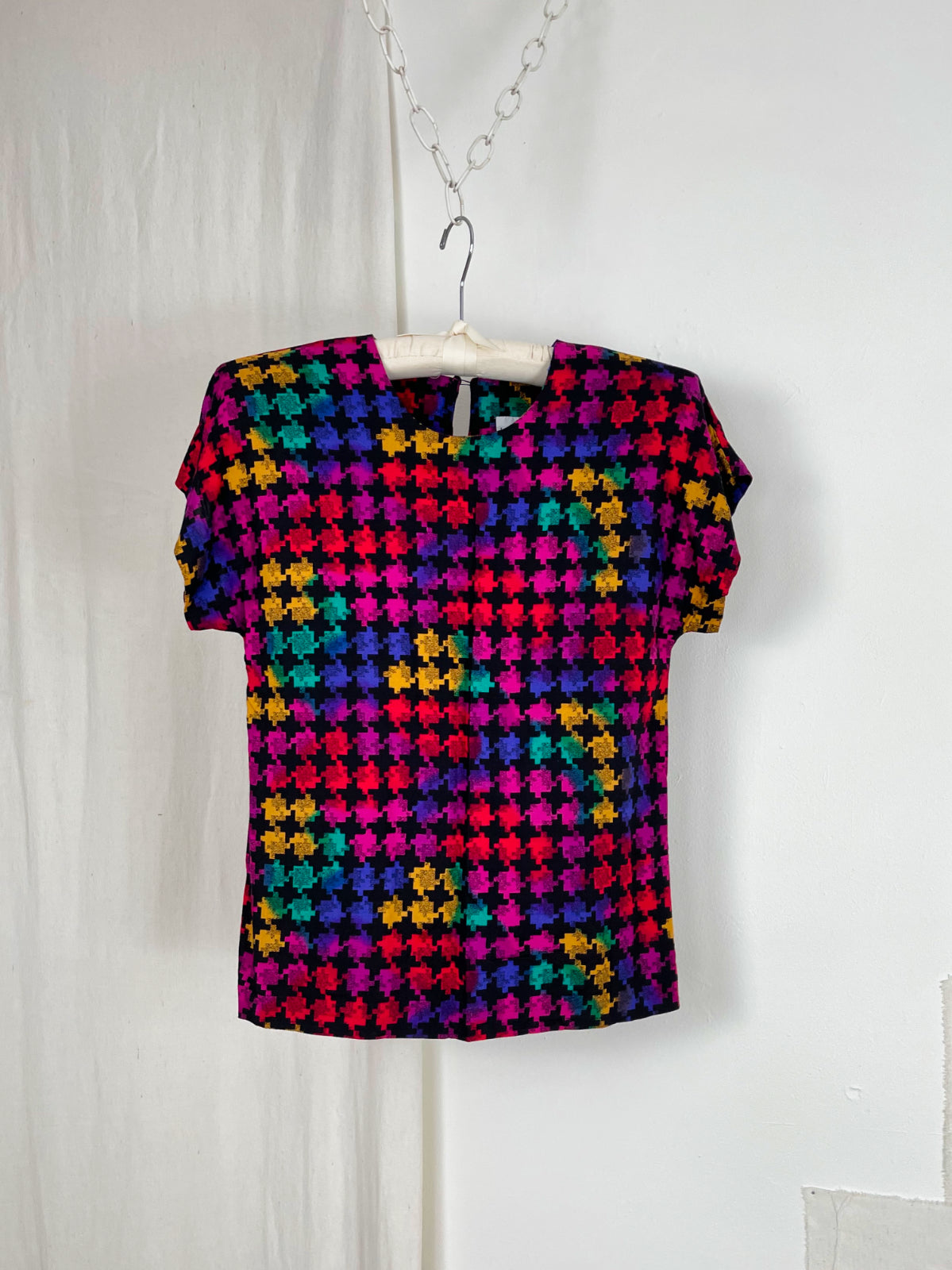 Vintage Abstract Rainbow Top-closiTherapi | vinTage