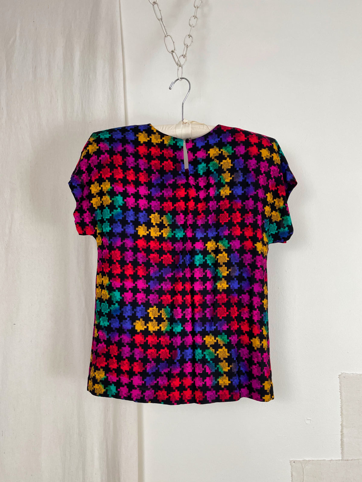 Vintage Abstract Rainbow Top-closiTherapi | vinTage