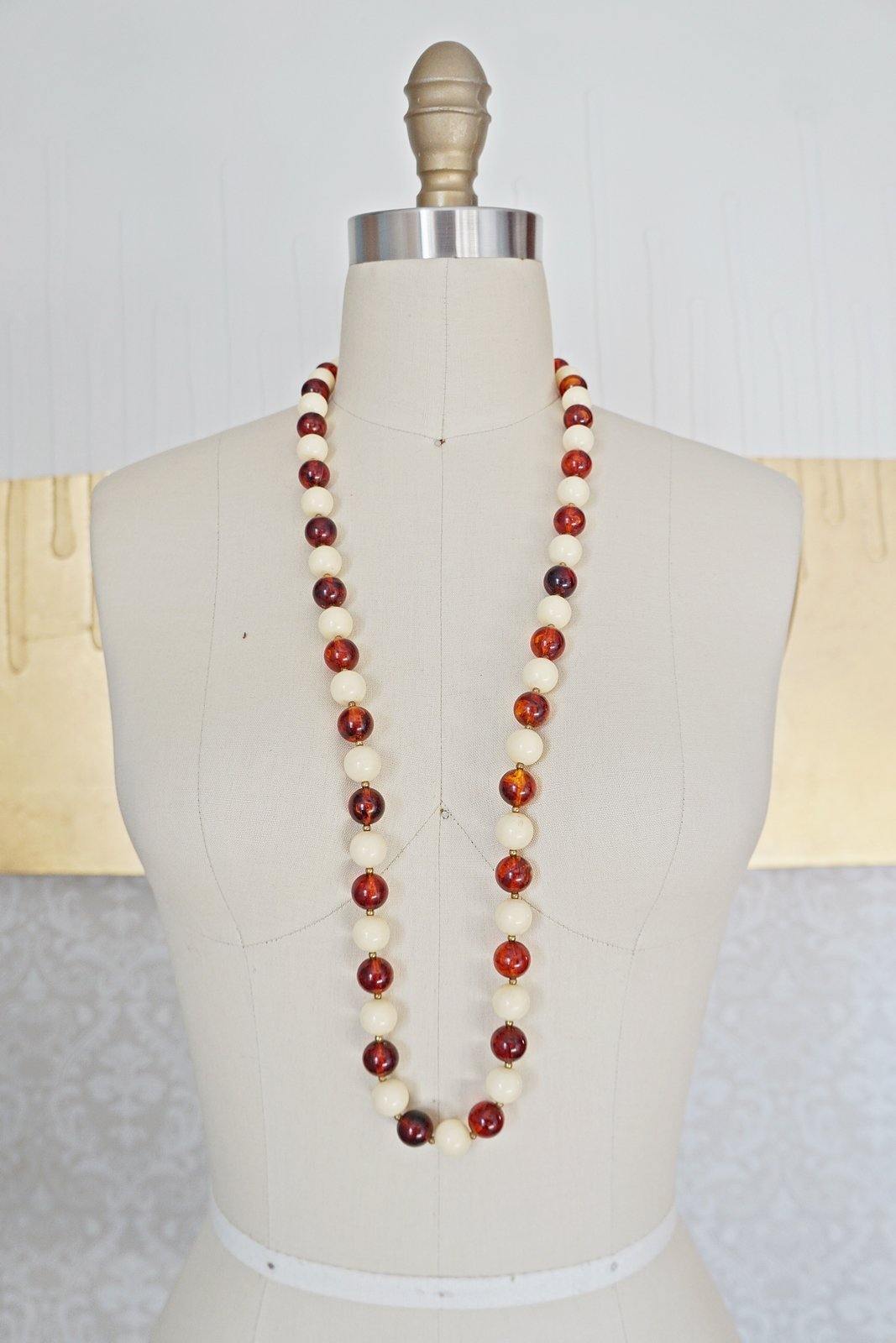 Vintage Amber Beaded Necklace-closiTherapi | vinTage