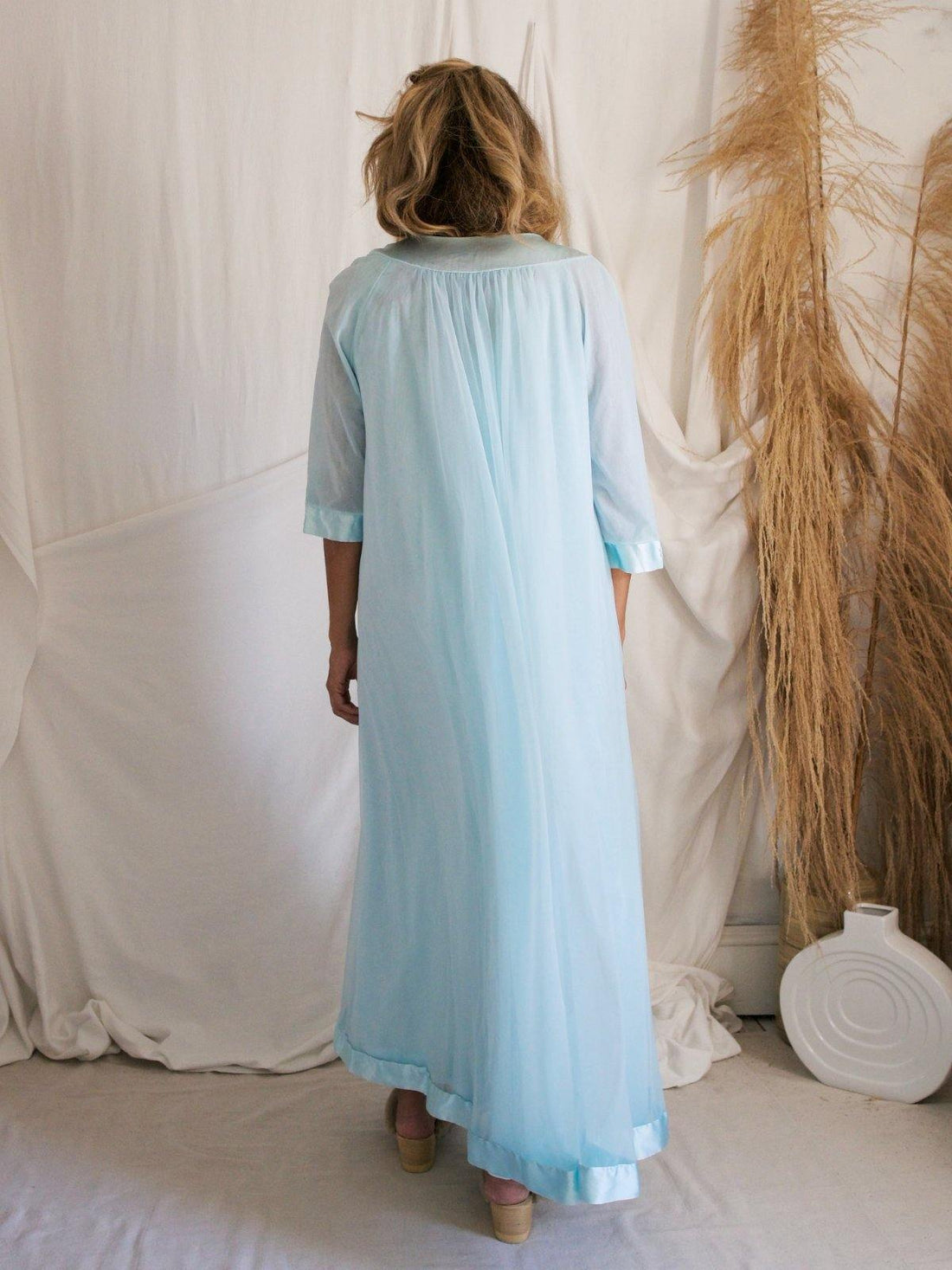 Vintage Aqua Chiffon Peignoir Set-closiTherapi | vinTage