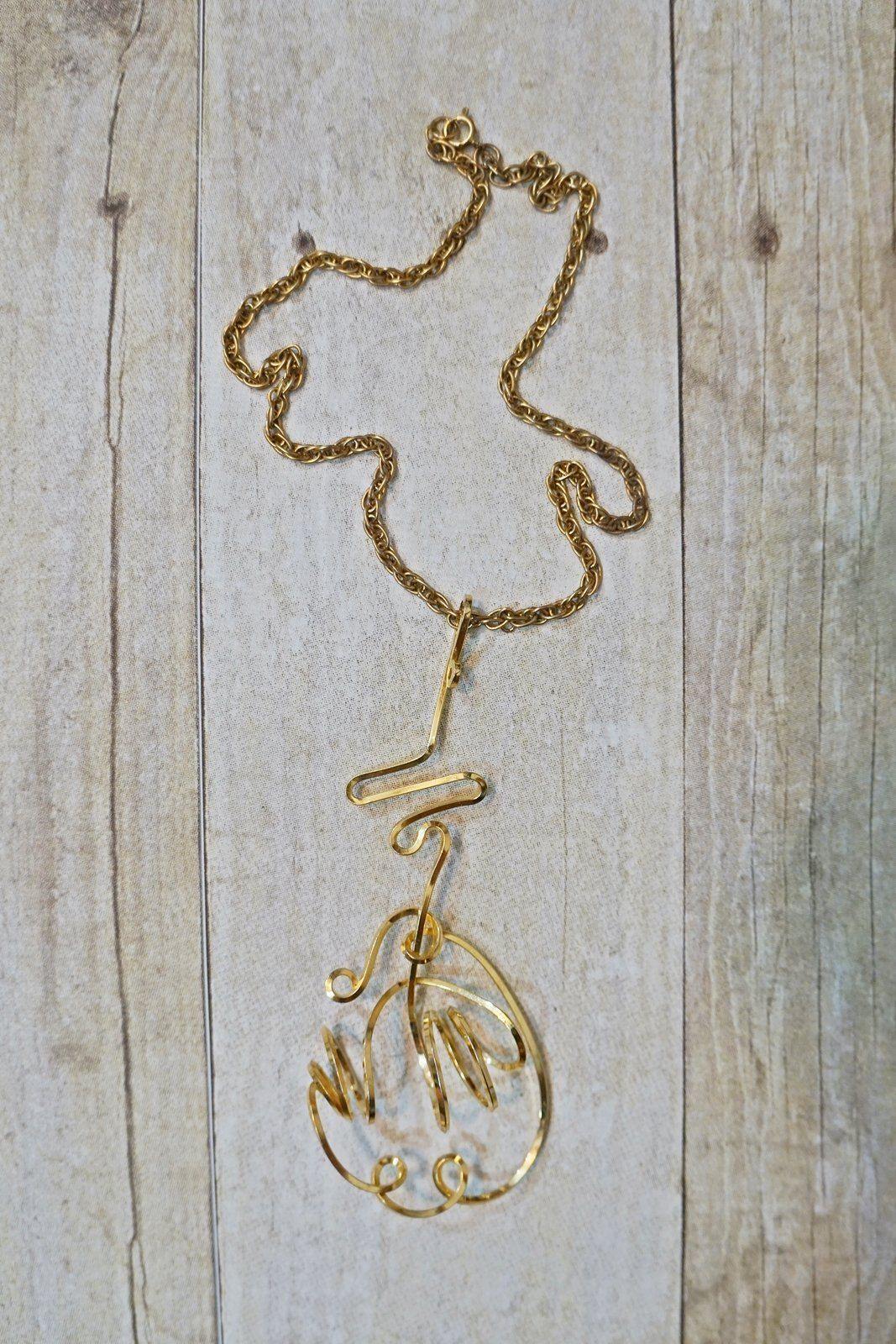 Vintage Avant Garde Metal Sculptural Pendant Necklace-closiTherapi | vinTage