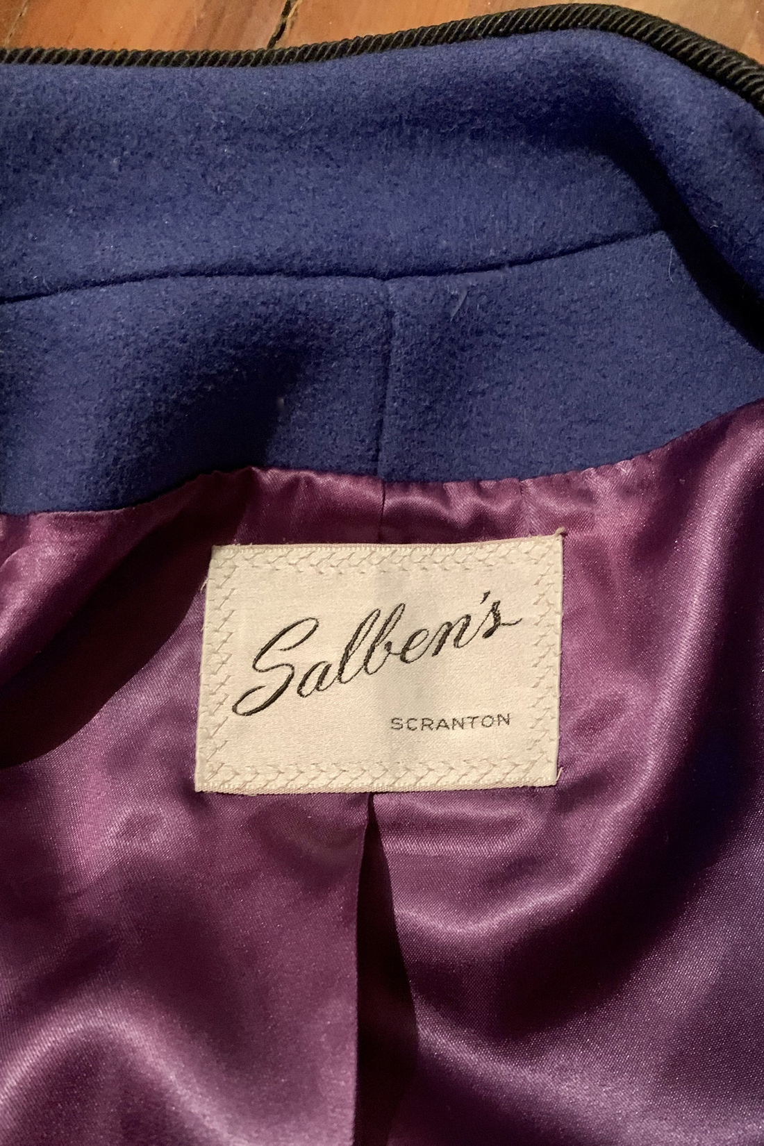 Vintage Avant Garde Wool Scarf Coat-closiTherapi | vinTage