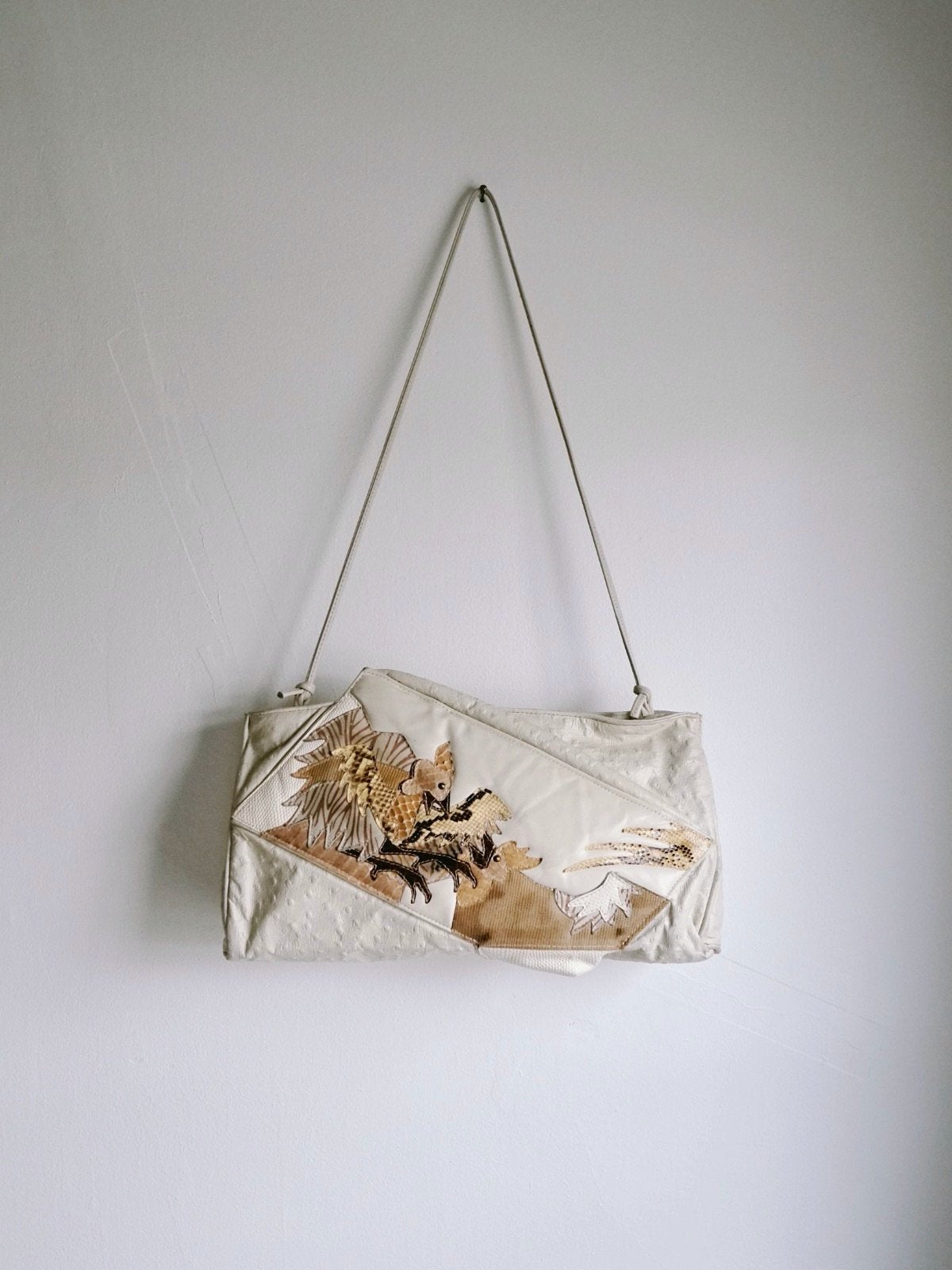 Vintage Bird Motif Leather Bag-closiTherapi | vinTage