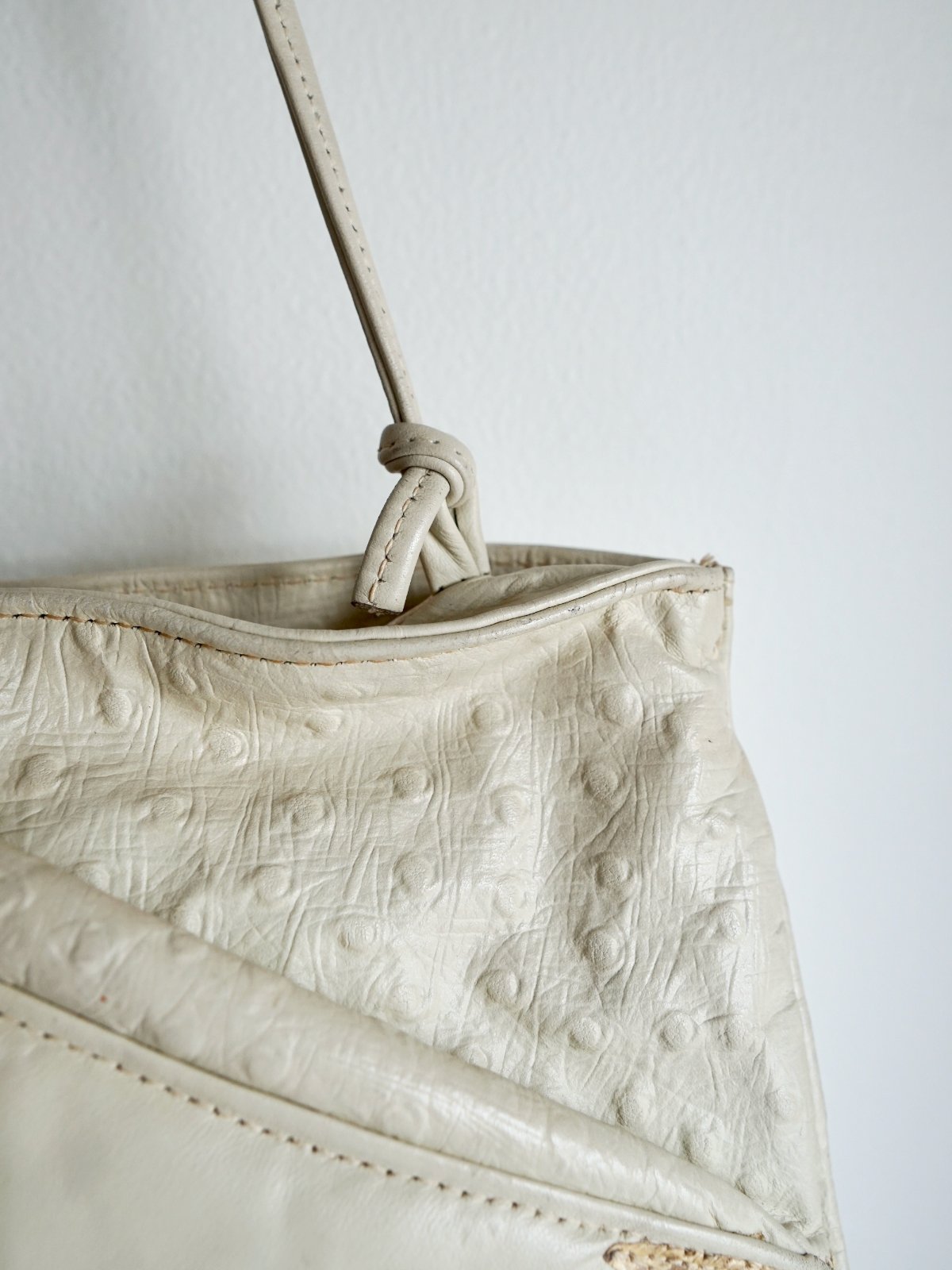Vintage Bird Motif Leather Bag-closiTherapi | vinTage