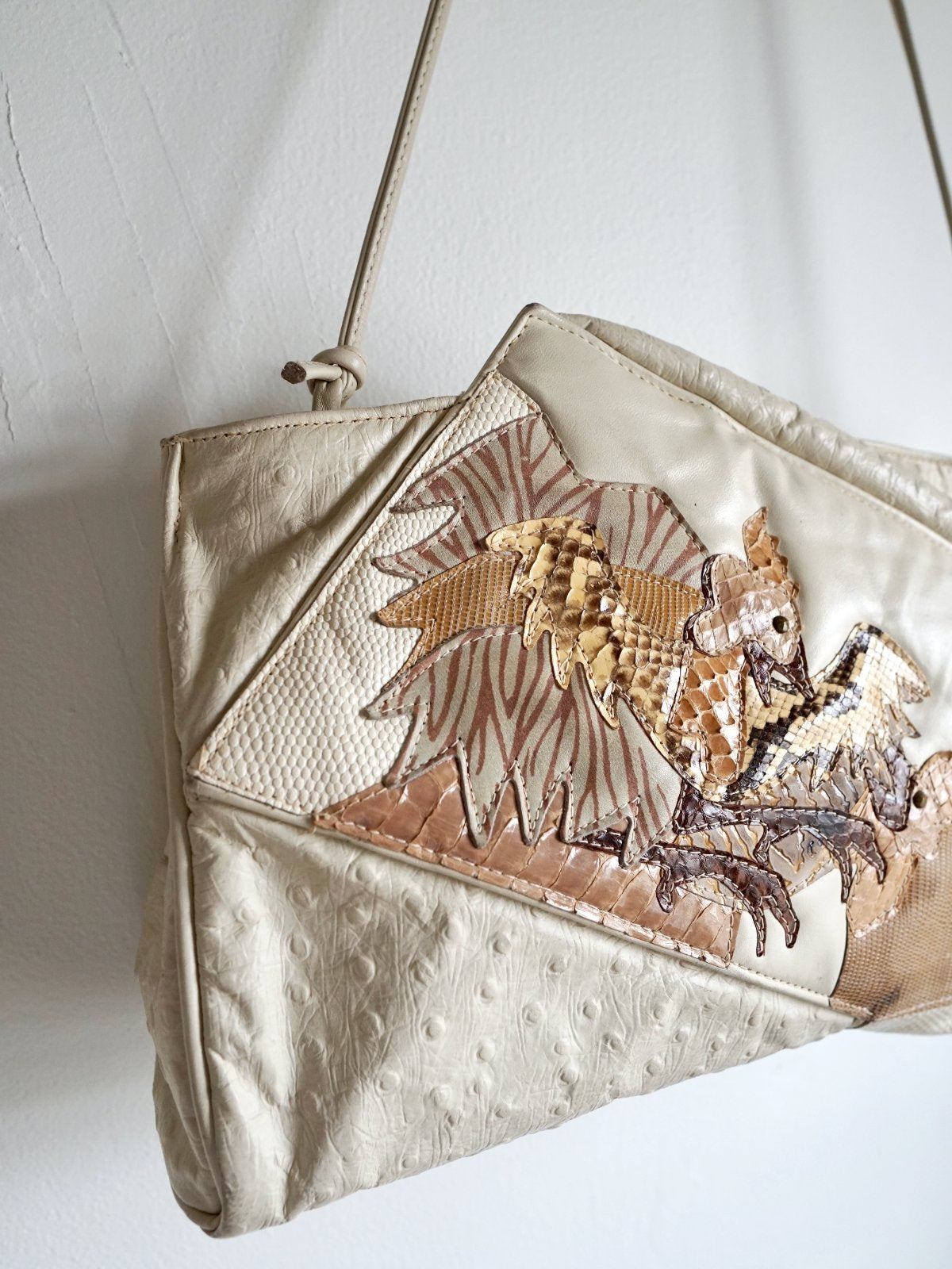 Vintage Bird Motif Leather Bag-closiTherapi | vinTage