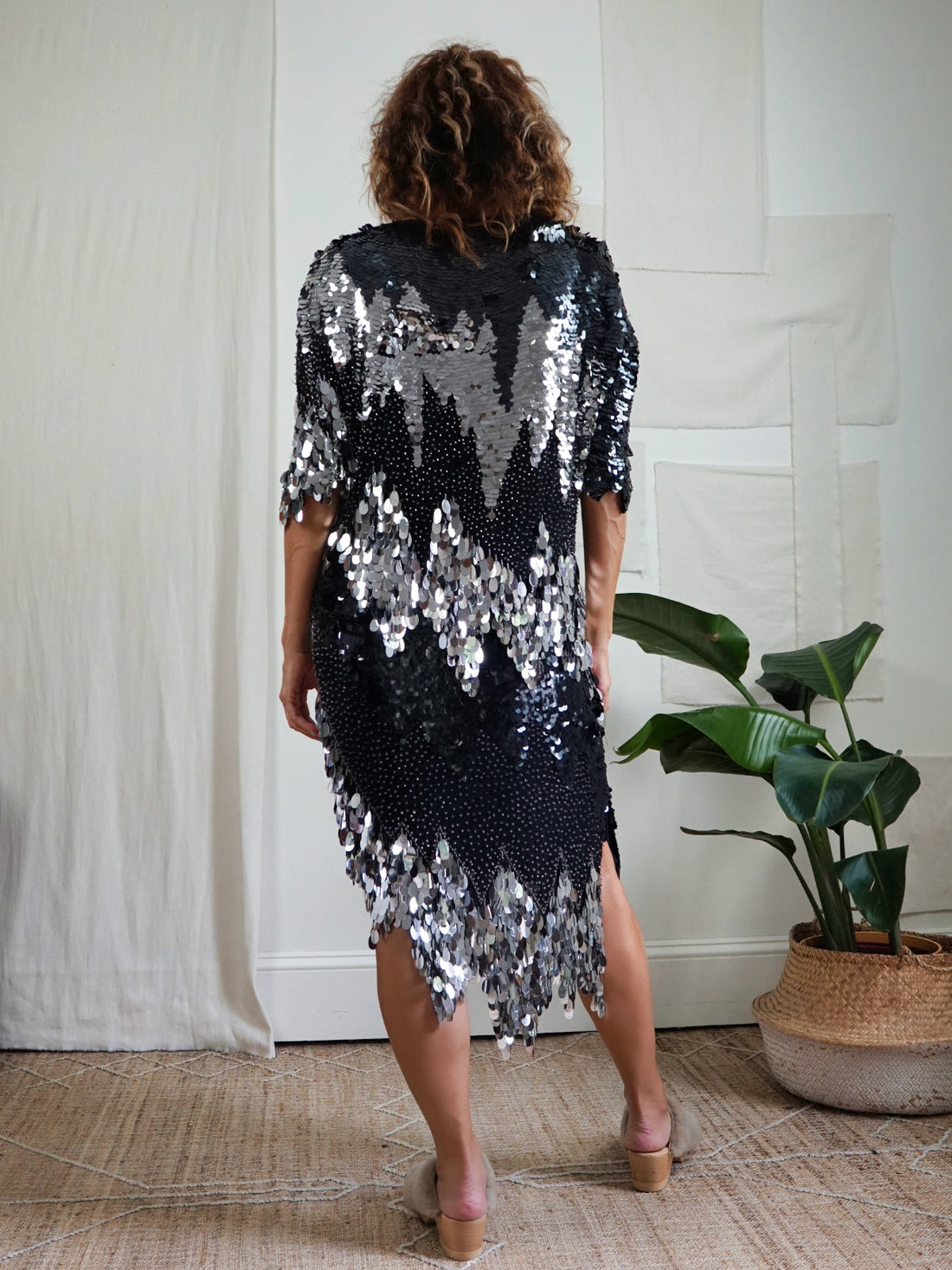 Vintage Black Silk Silver Sequin Dress-closiTherapi | vinTage