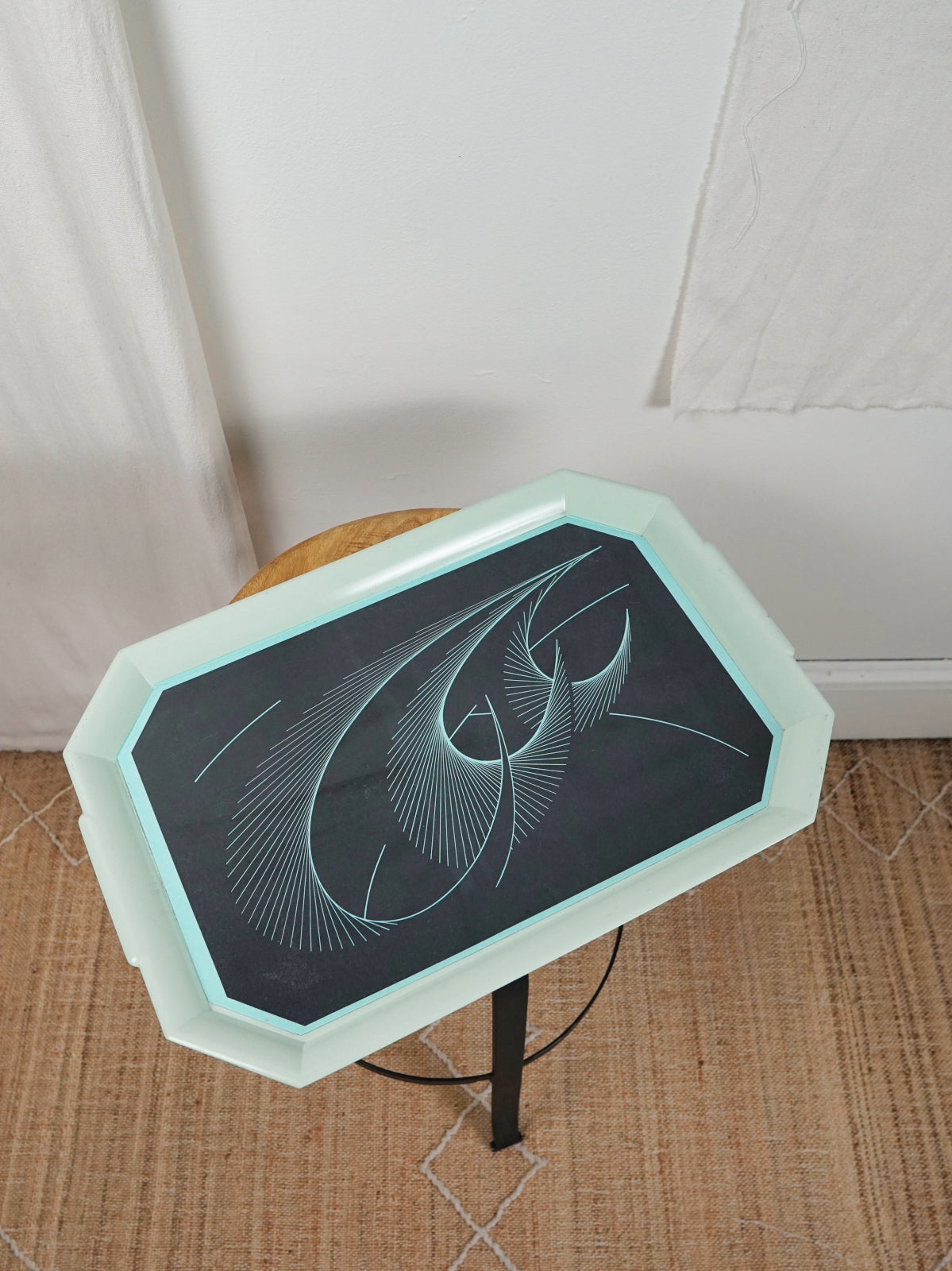 Vintage Boomerang Acrylic Serving Tray-closiTherapi | vinTage