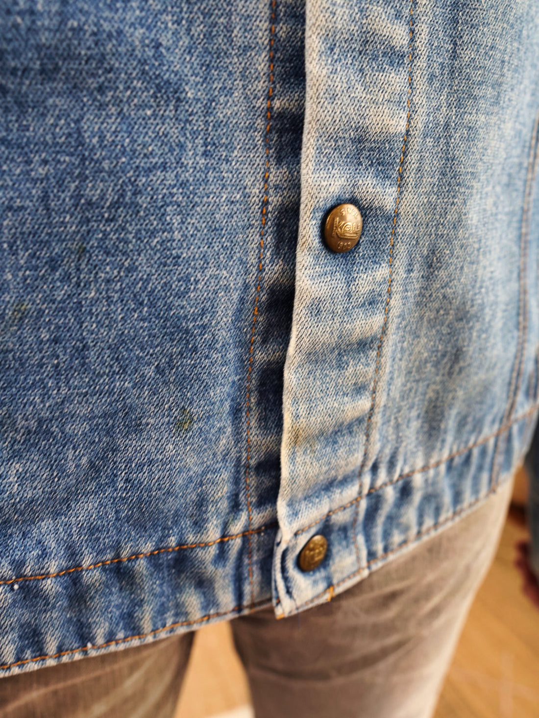Vintage Boxy Denim Snap Button Jacket-closiTherapi | vinTage