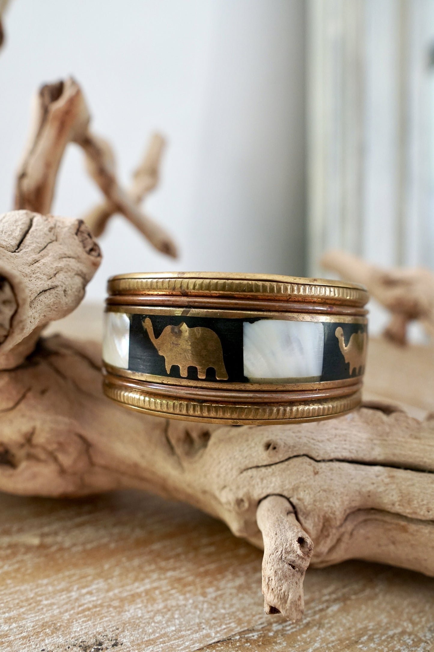 Vintage Brass Elephant Bracelet-closiTherapi | vinTage