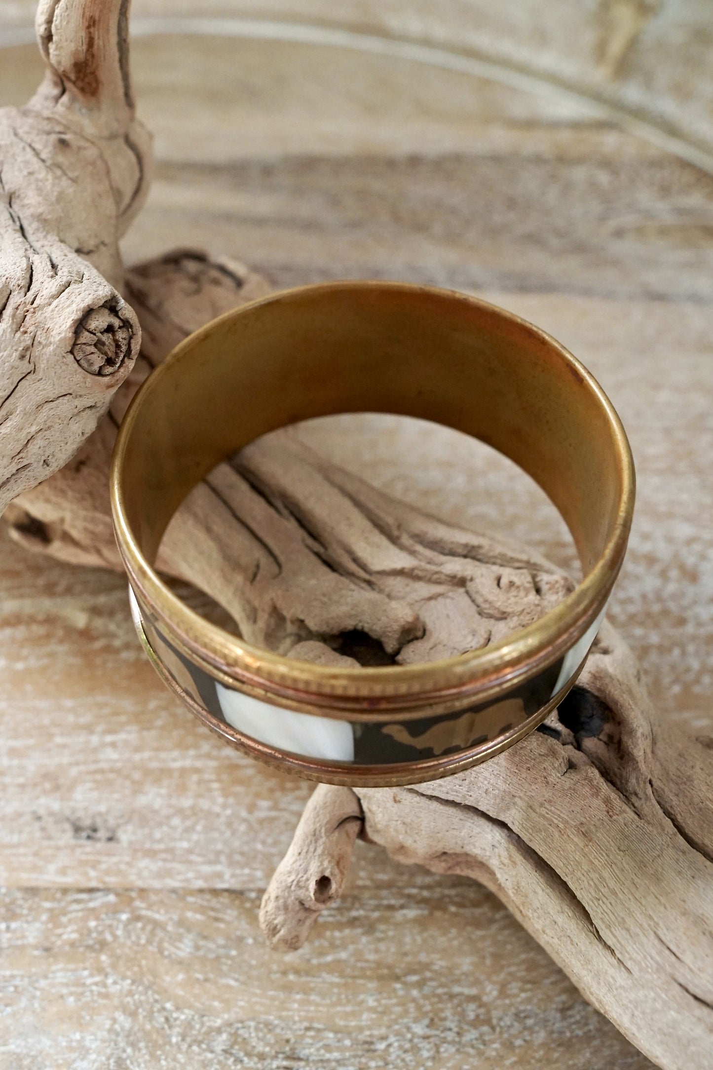 Vintage Brass Elephant Bracelet-closiTherapi | vinTage