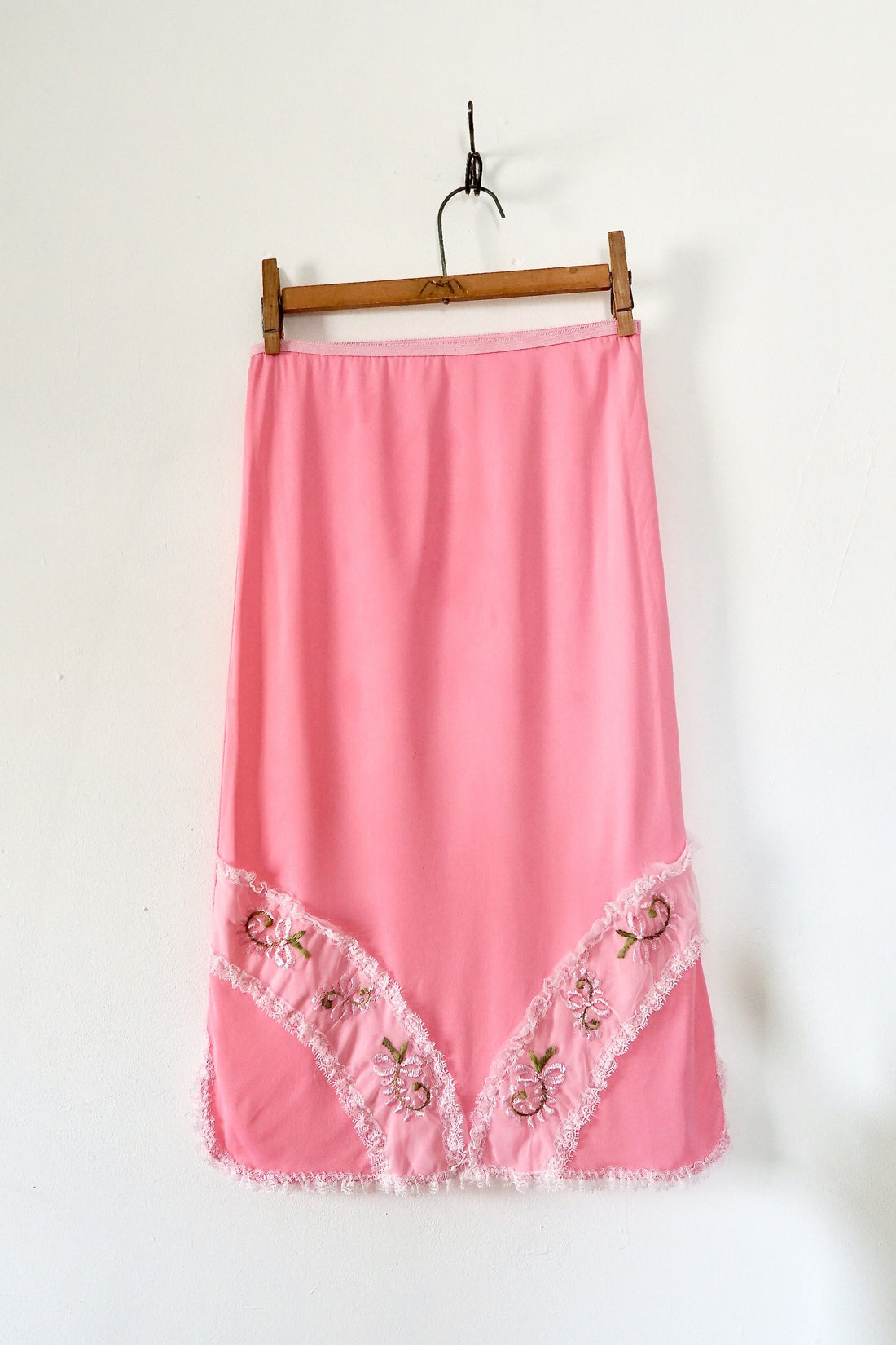 Vintage Bubblegum Pink Slip Skirt-closiTherapi | vinTage