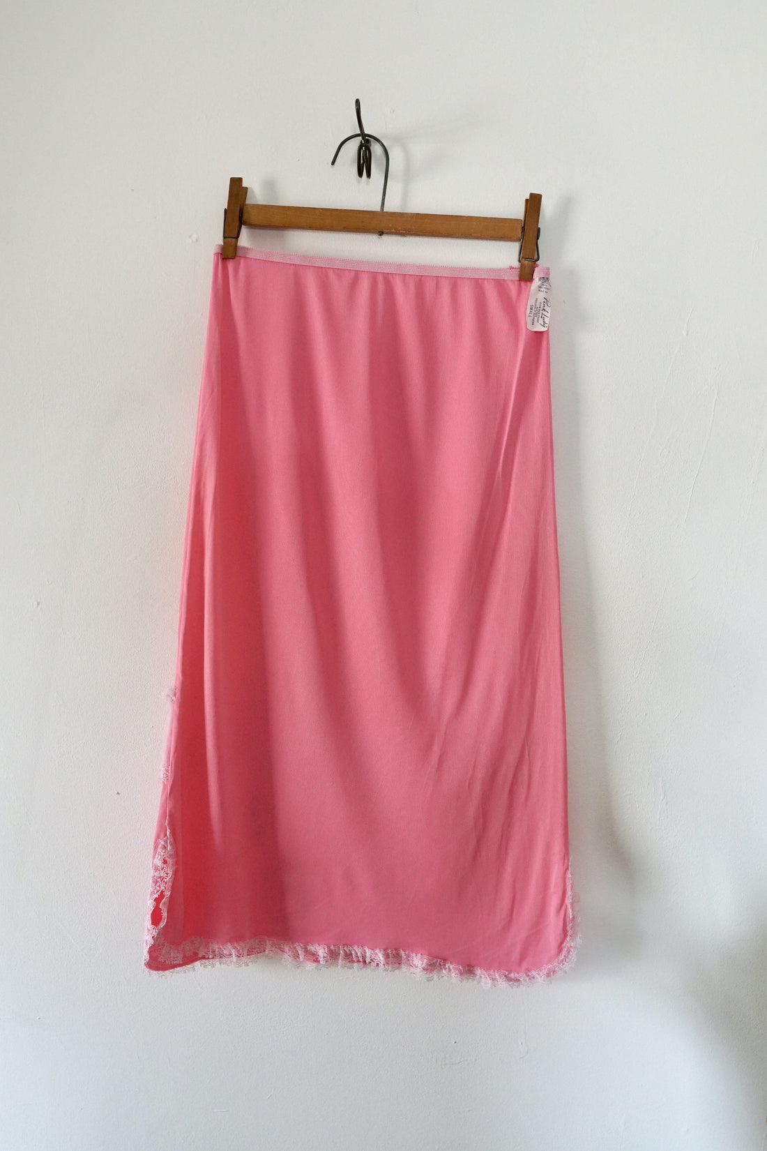 Vintage Bubblegum Pink Slip Skirt-closiTherapi | vinTage