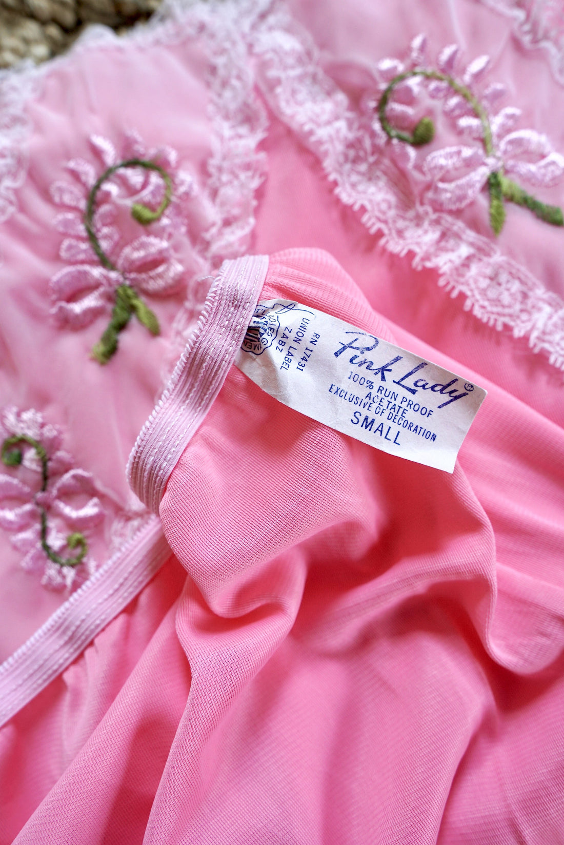 Vintage Bubblegum Pink Slip Skirt-closiTherapi | vinTage