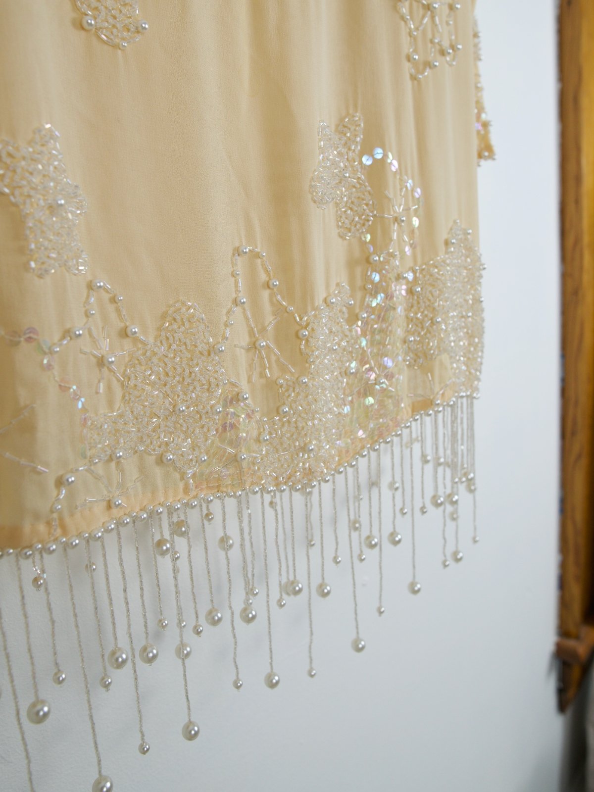 Vintage Buttercream Silk Pearl Dress-closiTherapi | vinTage