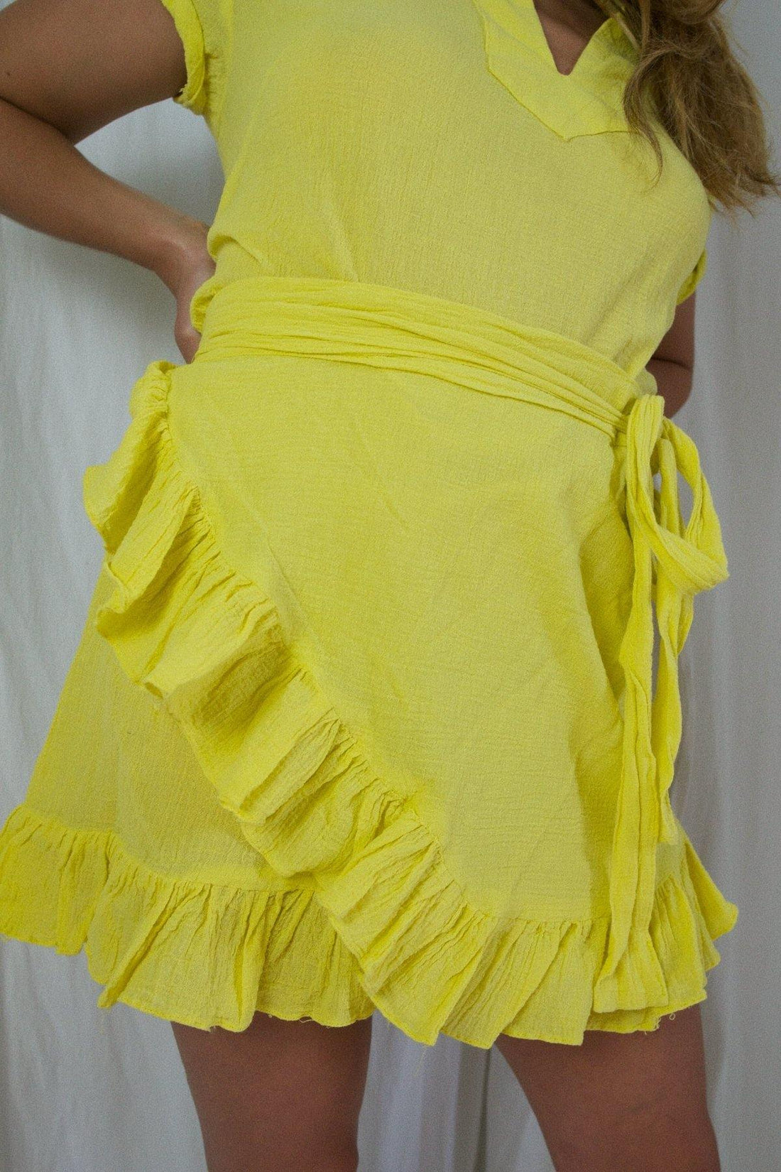Vintage Canary Wrap Ruffle Dress-closiTherapi | vinTage