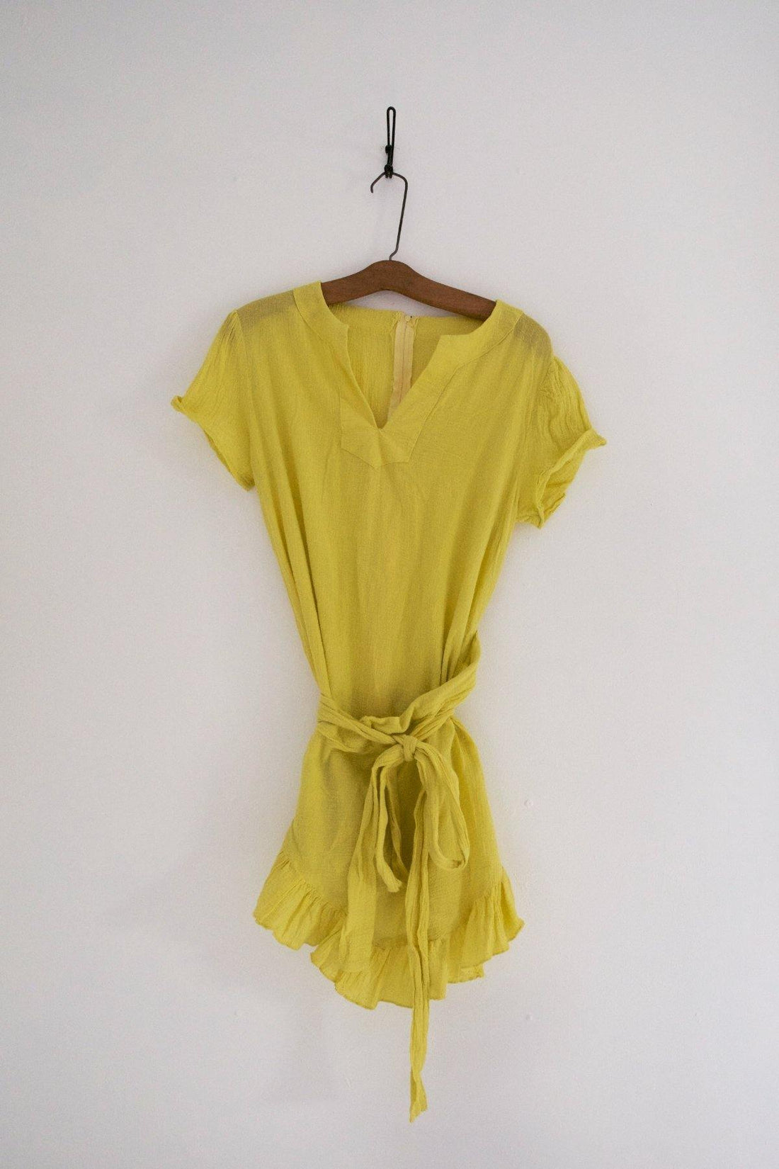 Vintage Canary Wrap Ruffle Dress-closiTherapi | vinTage