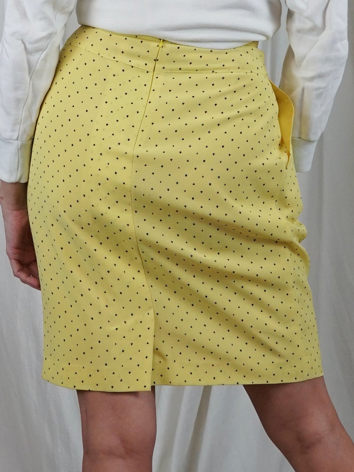 Vintage Canary Yellow Pencil Skirt-closiTherapi | vinTage