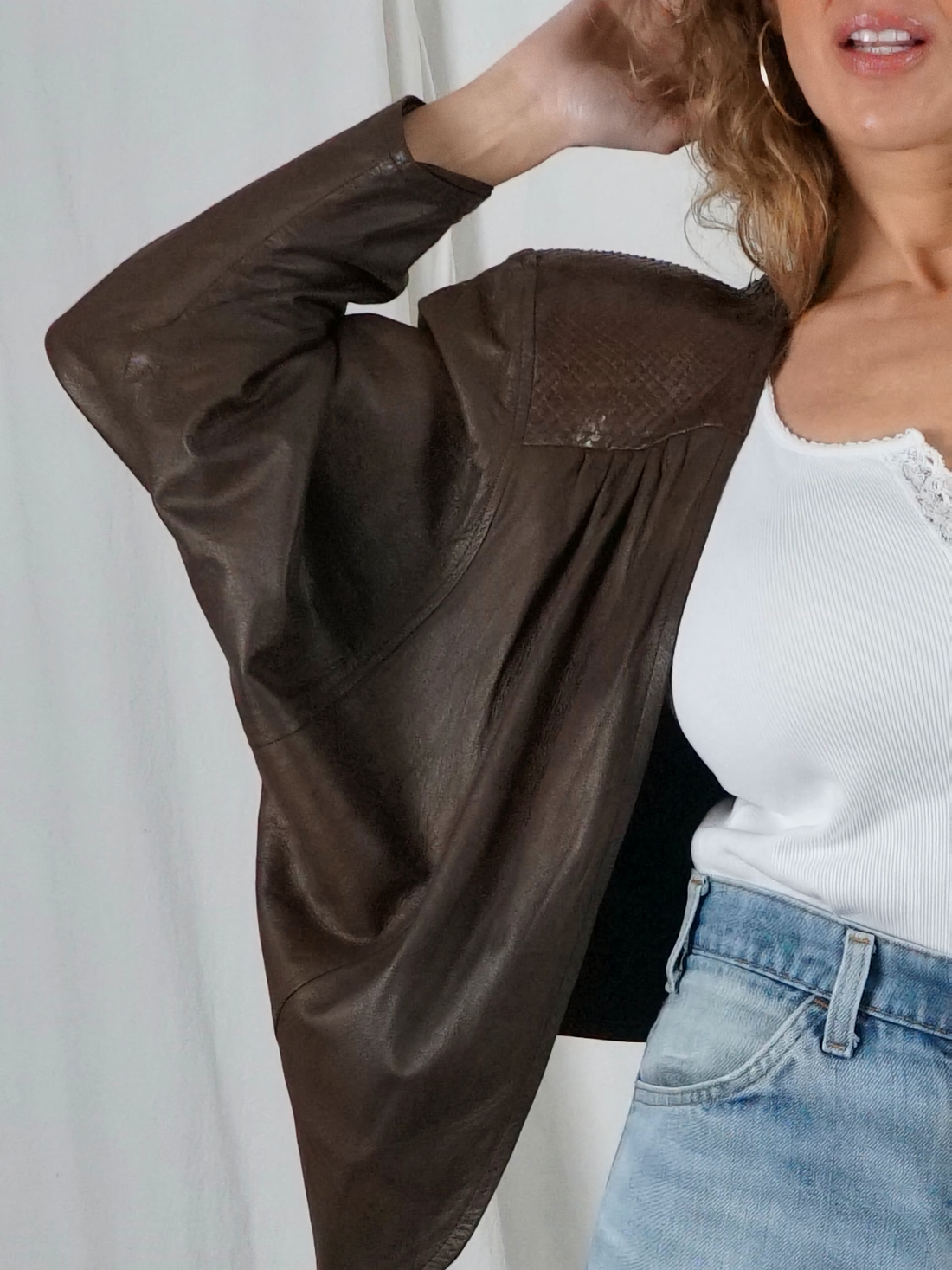 Vintage Carob Pleated Leather Jacket-closiTherapi | vinTage