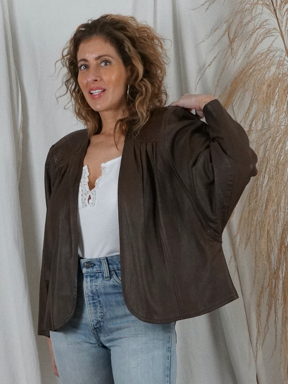 Vintage Carob Pleated Leather Jacket-closiTherapi | vinTage