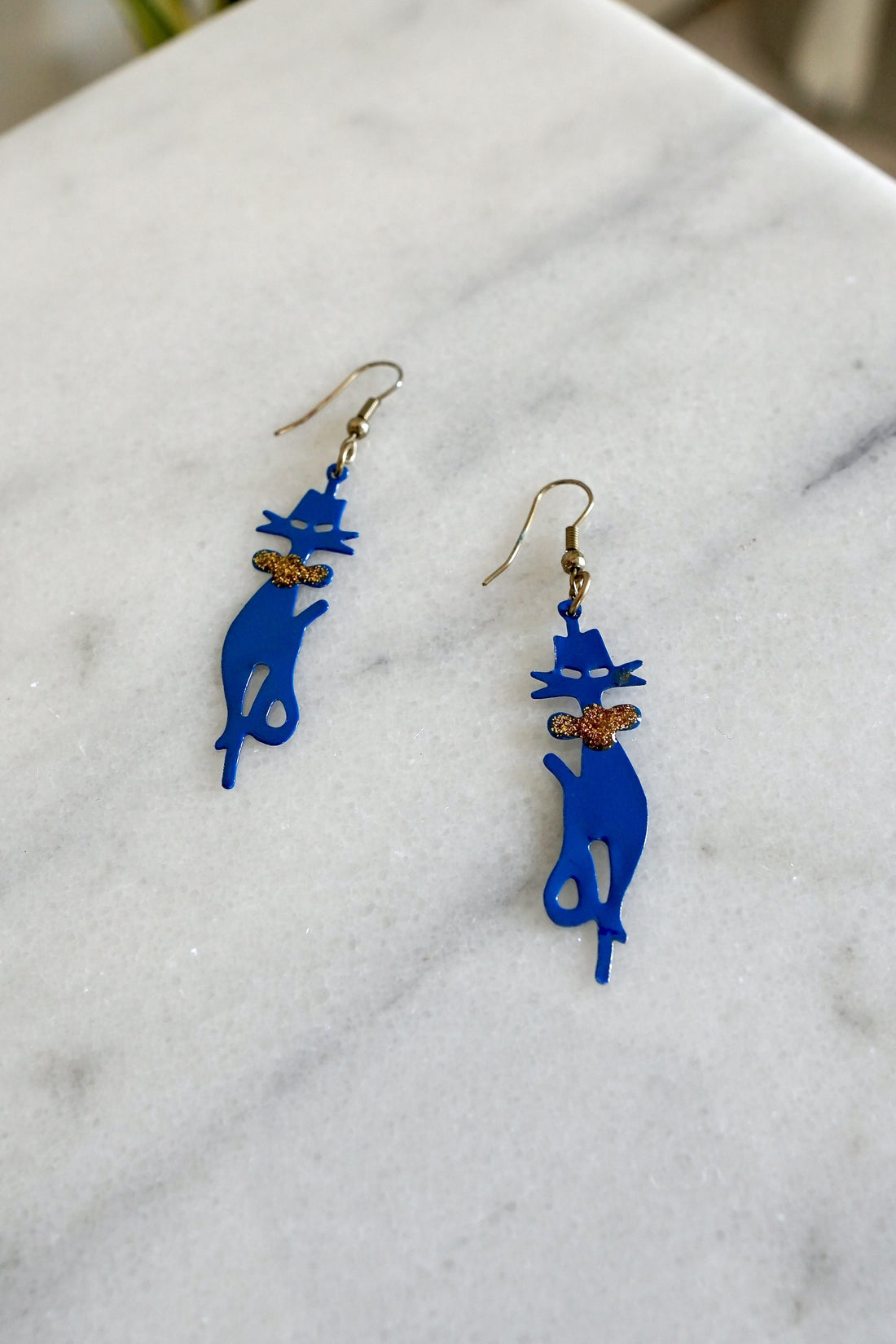 Vintage Cat Glitter Earrings-closiTherapi | vinTage