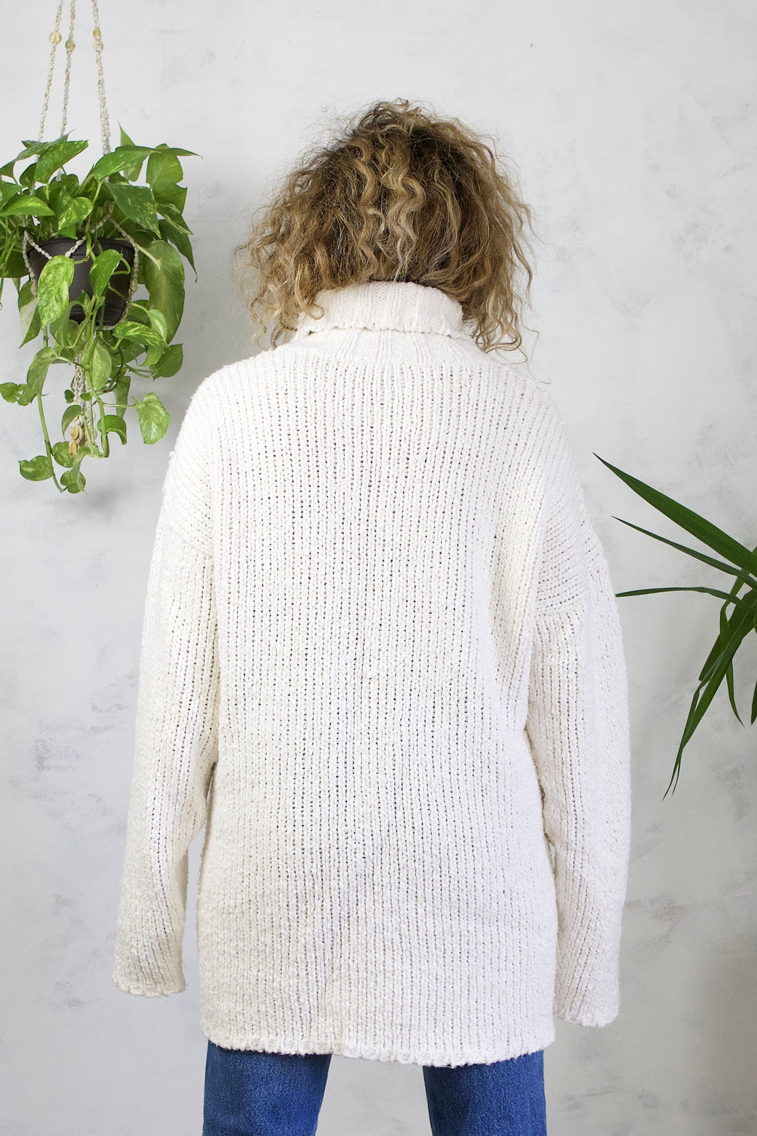 Vintage Chunky Oversized Ivory Sweater-closiTherapi | vinTage