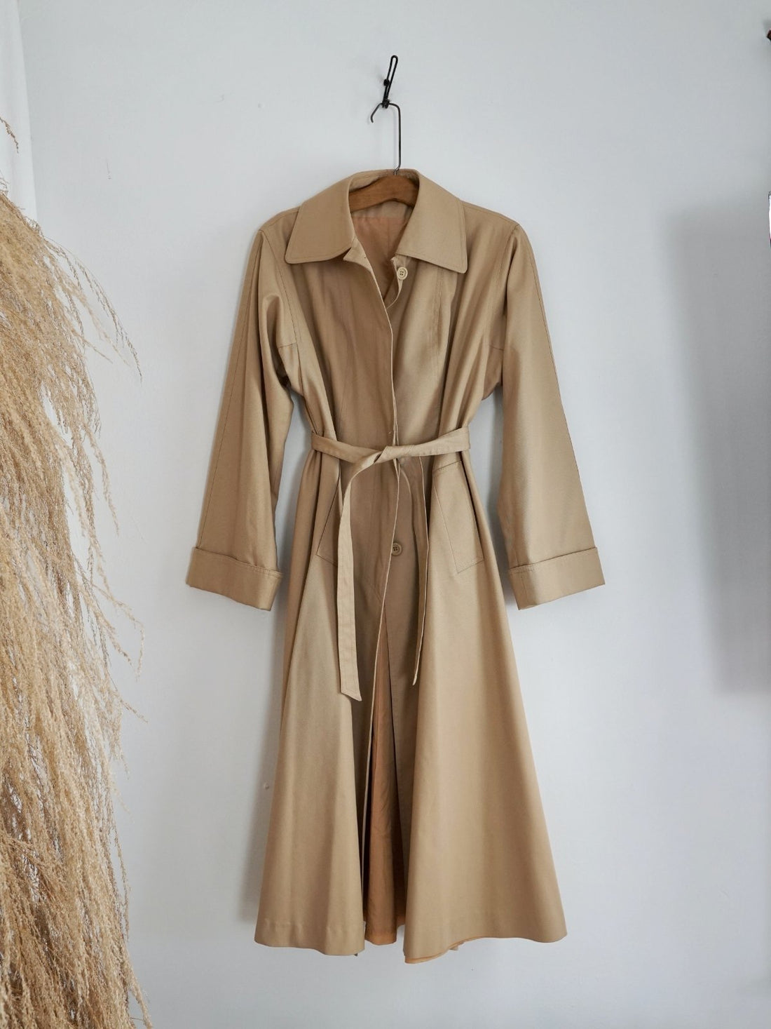 Vintage Classic Belted Trench Coat-closiTherapi | vinTage