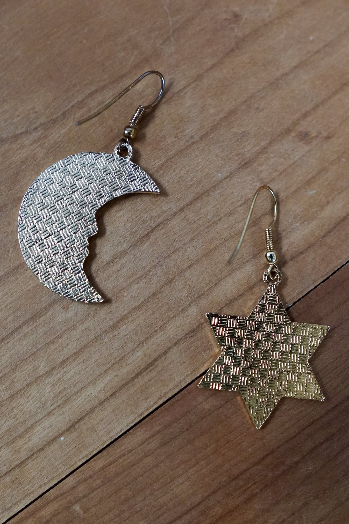 Vintage Cloisonne Celestial Earrings-closiTherapi | vinTage