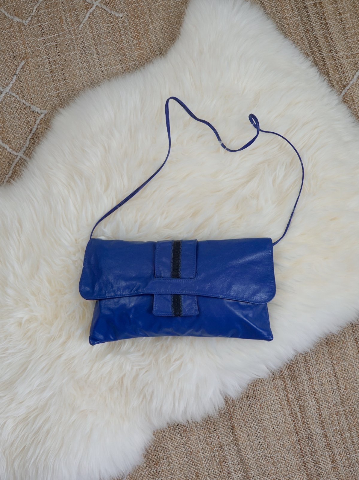 Vintage Cobalt Snakeskin Leather Bag-closiTherapi | vinTage